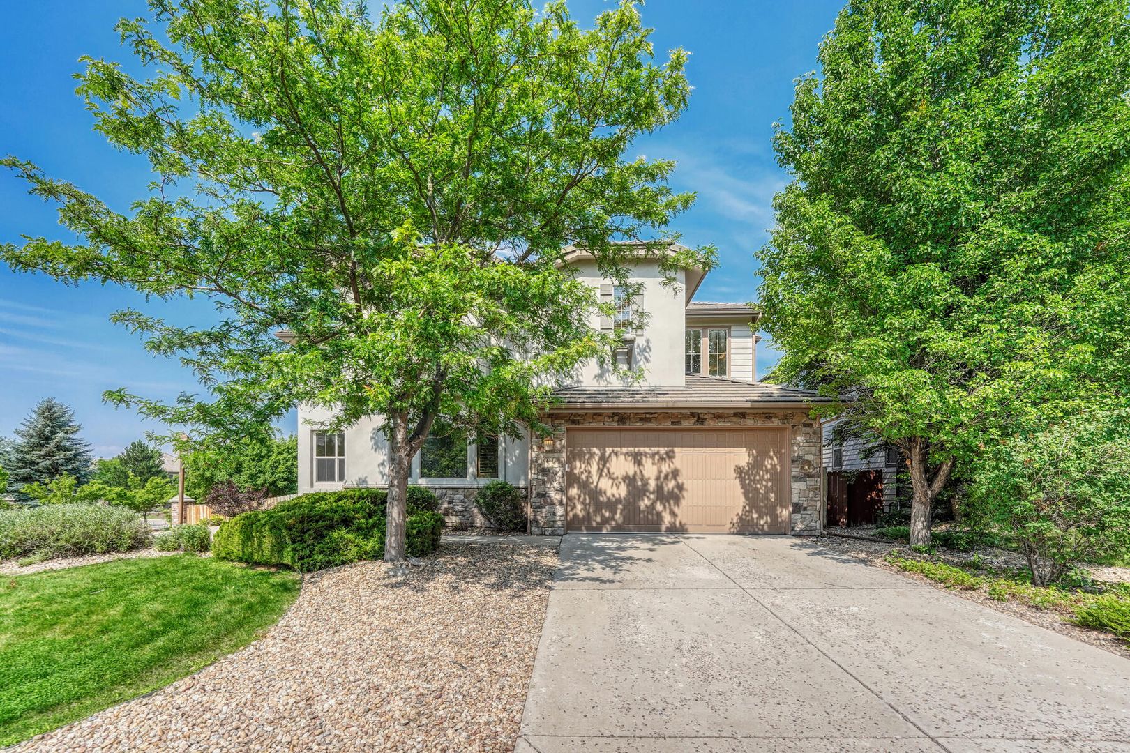 Lone Tree House: 9611 Sunset Hill Drive