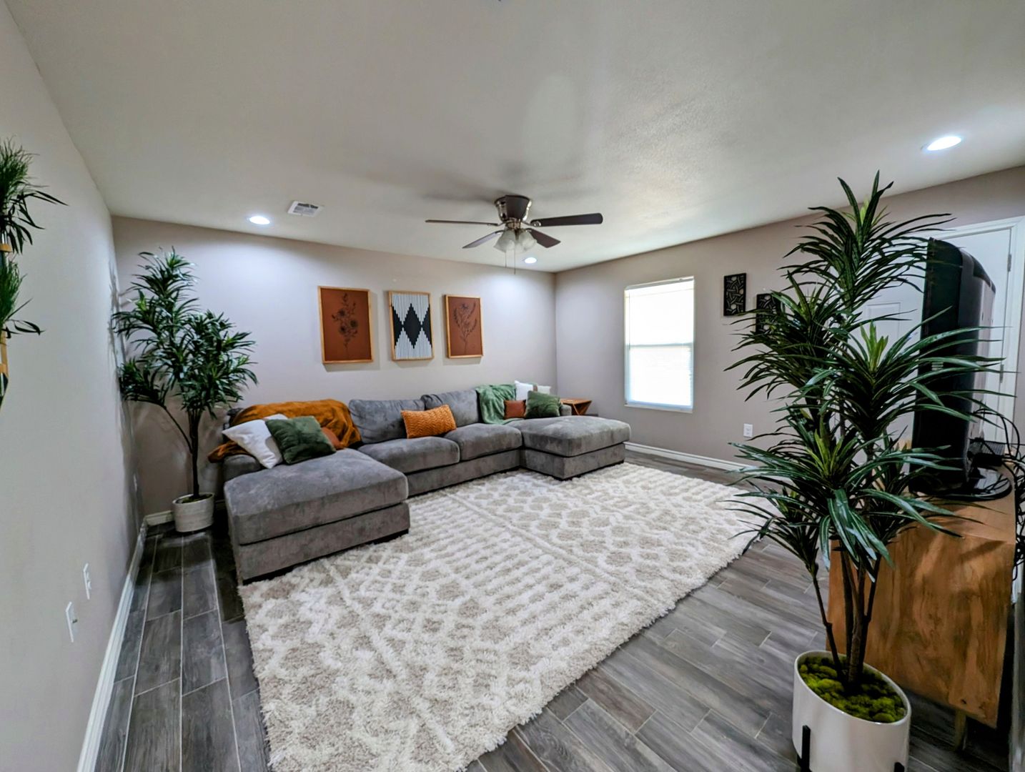 Nederland Apartment: 3514 Highway 69 N