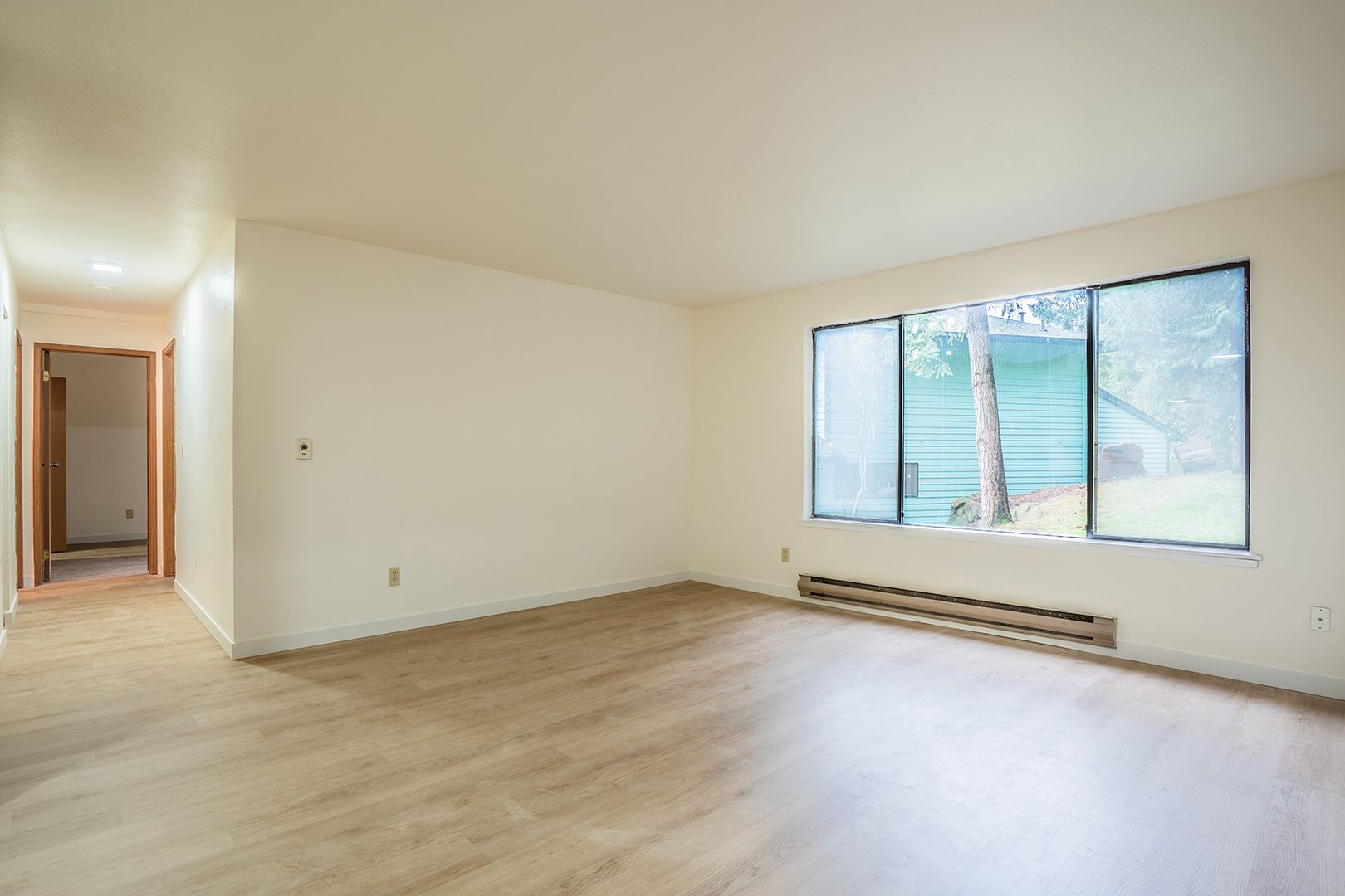 WOODINVILLE Apartment: 17910 142nd Ave NE