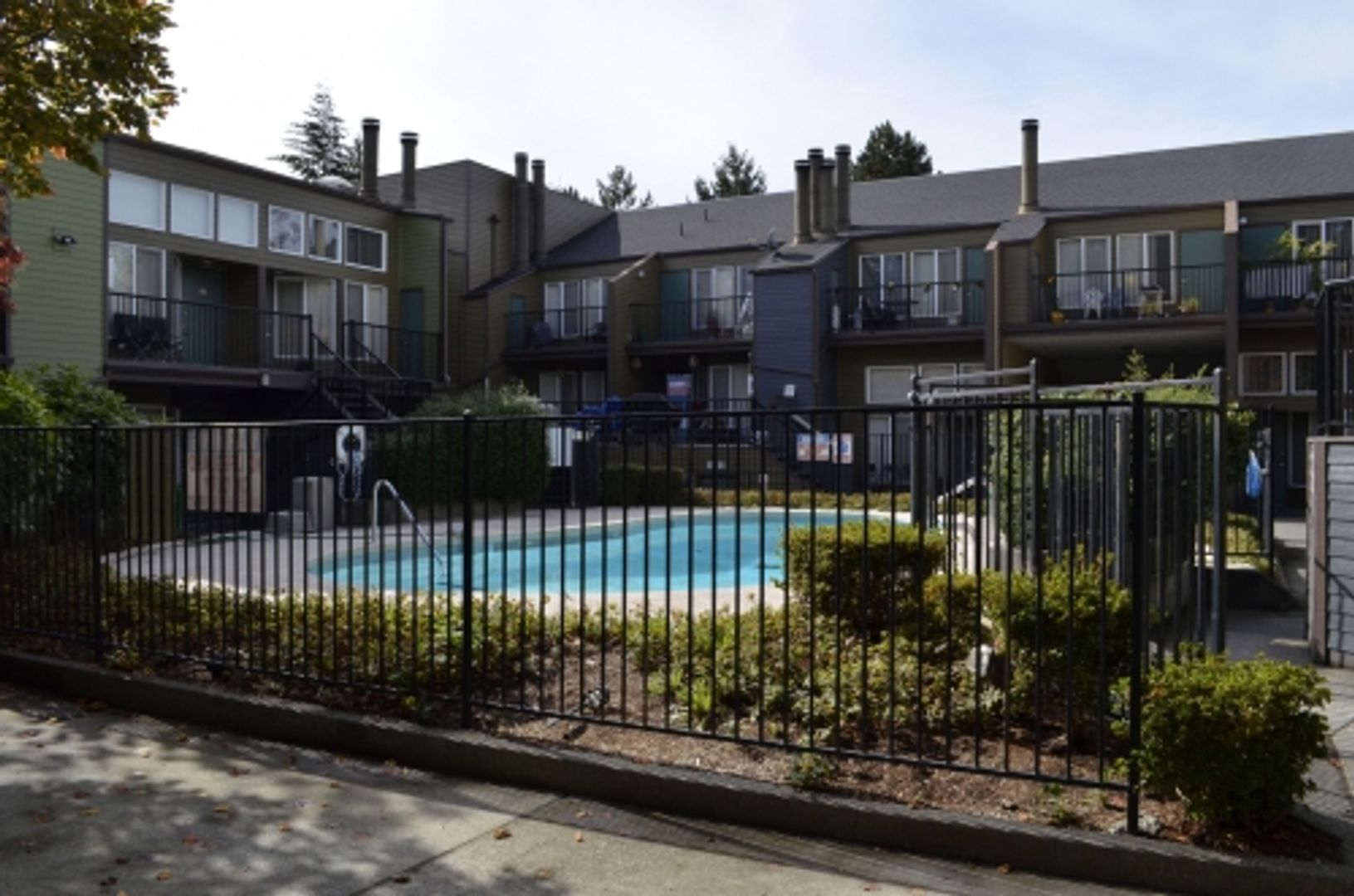 Shoreline Apartment: 301-325 NW Richmond Beach Rd