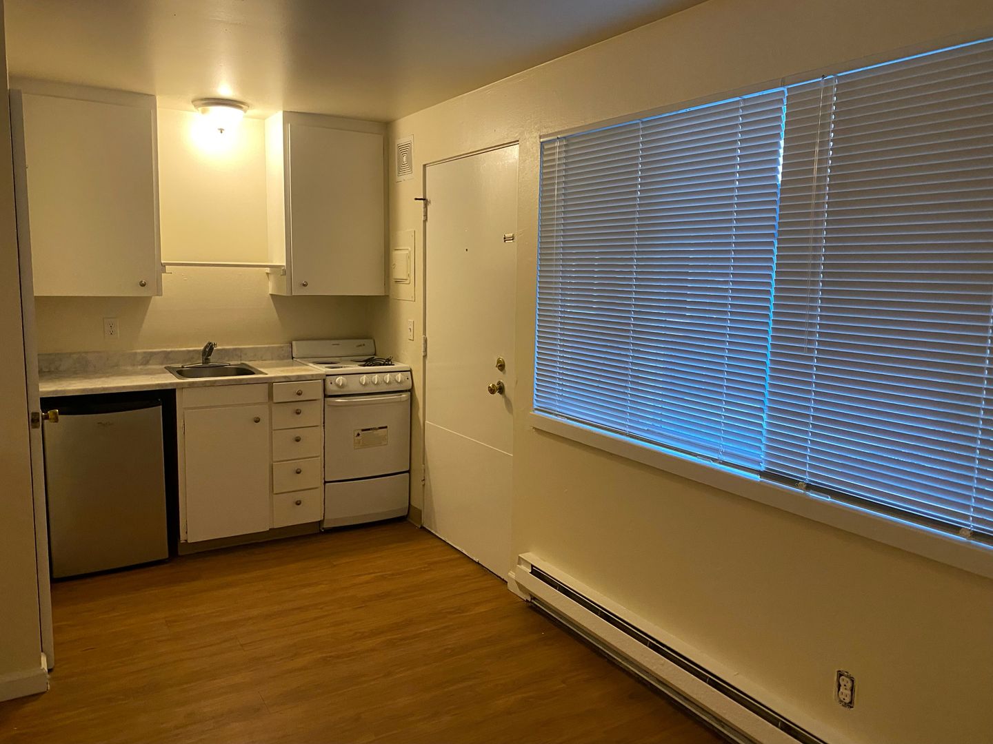 Seattle Apartment: 1401-1405 NW 90th