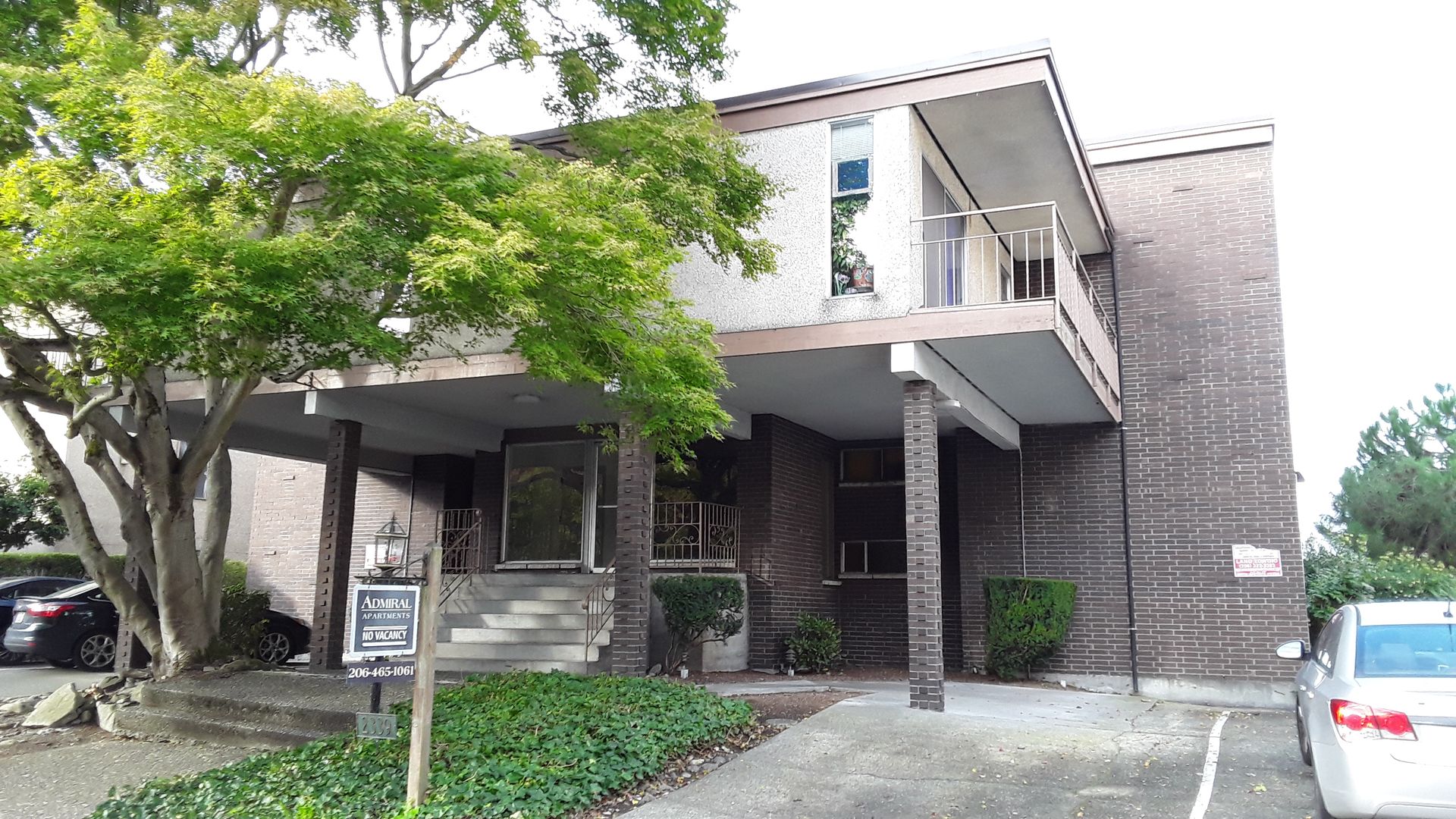 Seattle Apartment: 2339 Franklin Ave E