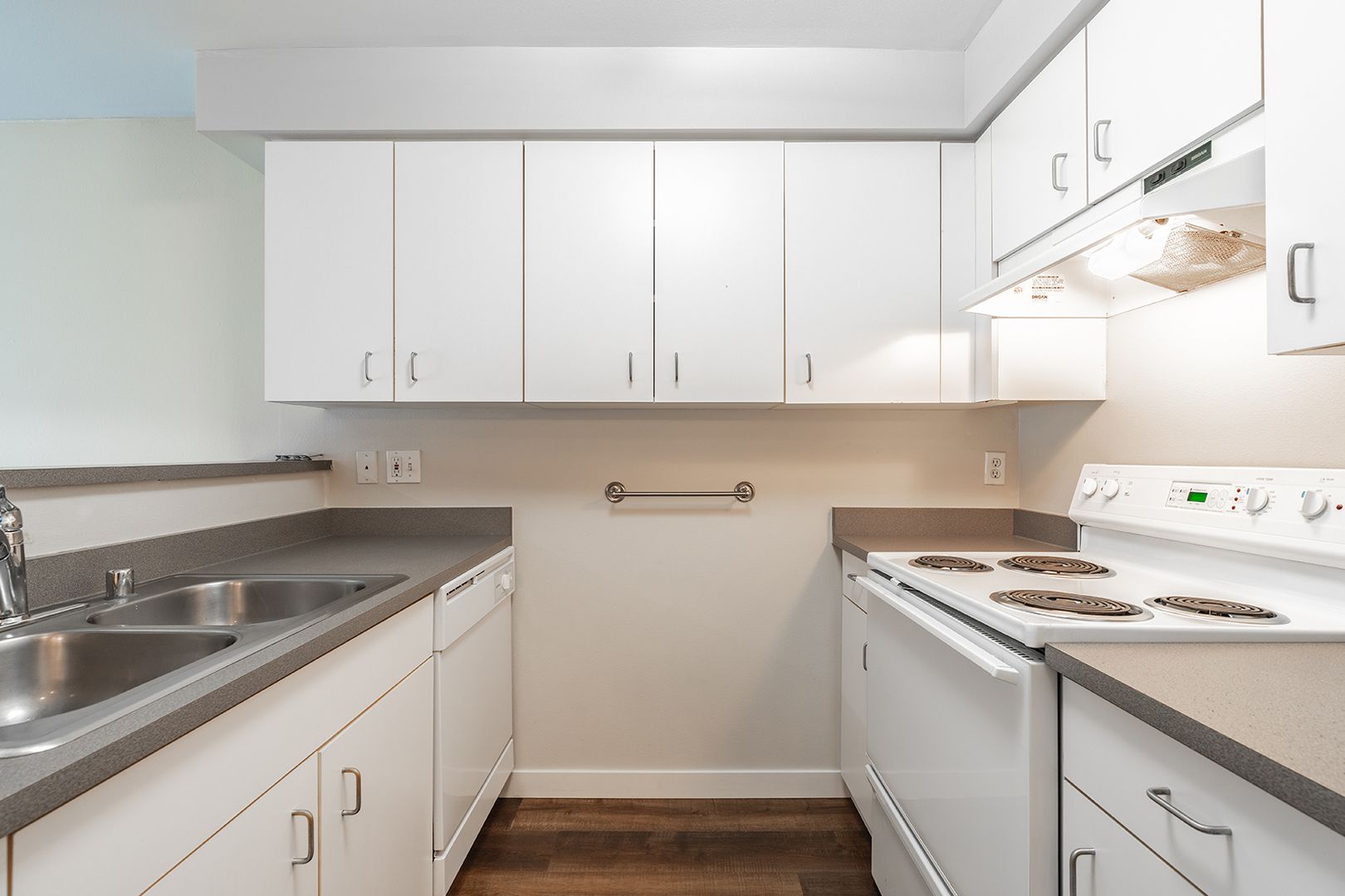 Seattle Apartment: 1800 Eastlake Ave E