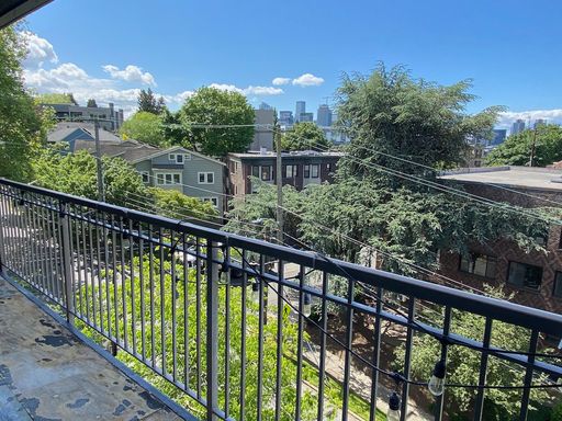 1004 Belmont Ave E, #503, Seattle, WA 98102