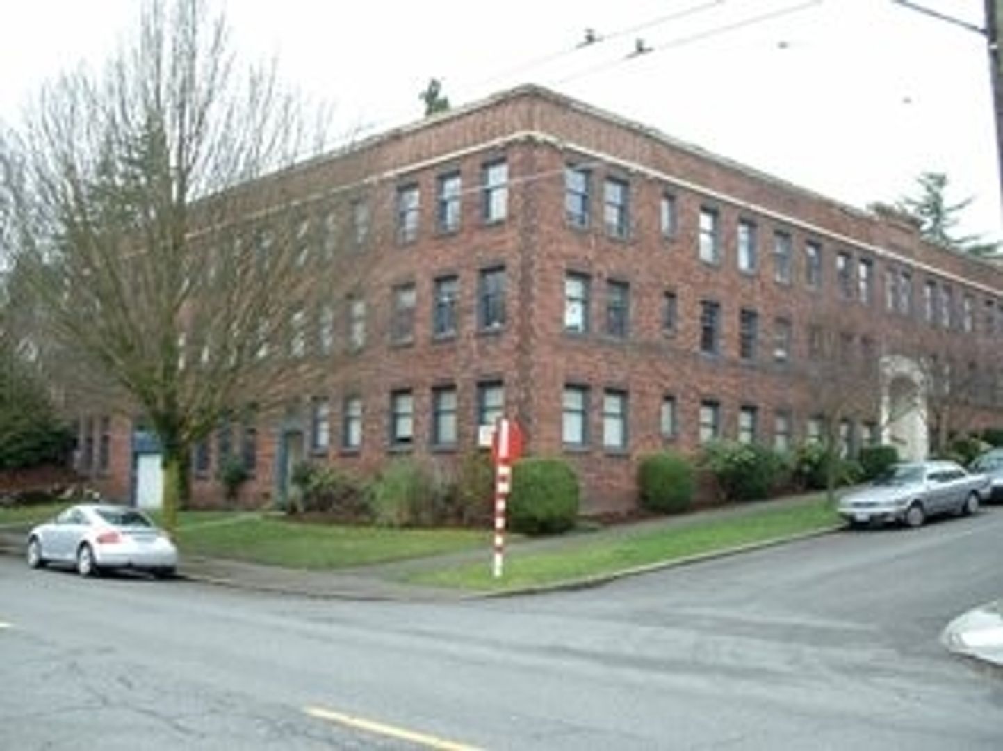 Seattle Apartment: 1819 E Republican St