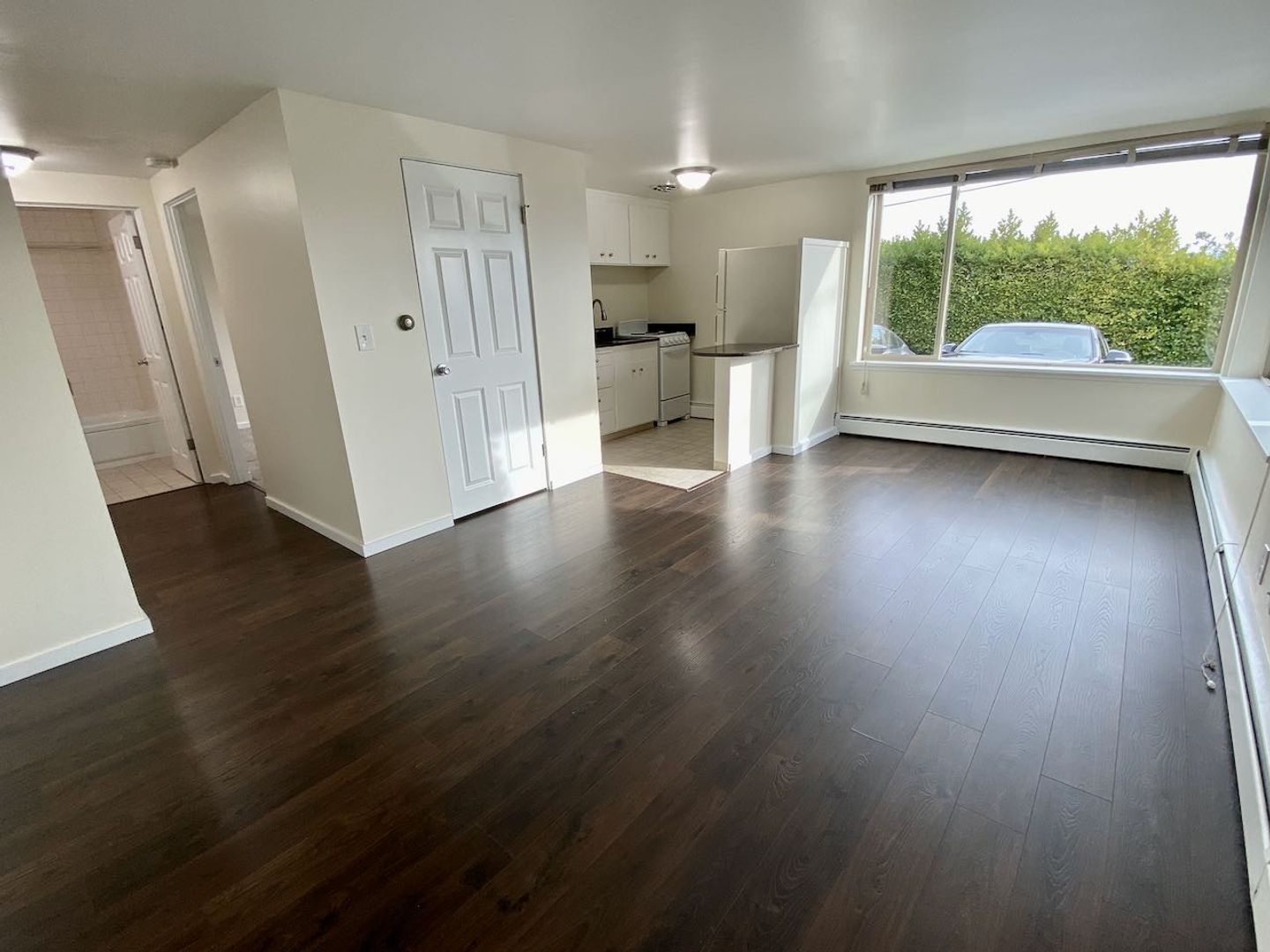 Seattle Apartment: 512 Newton St