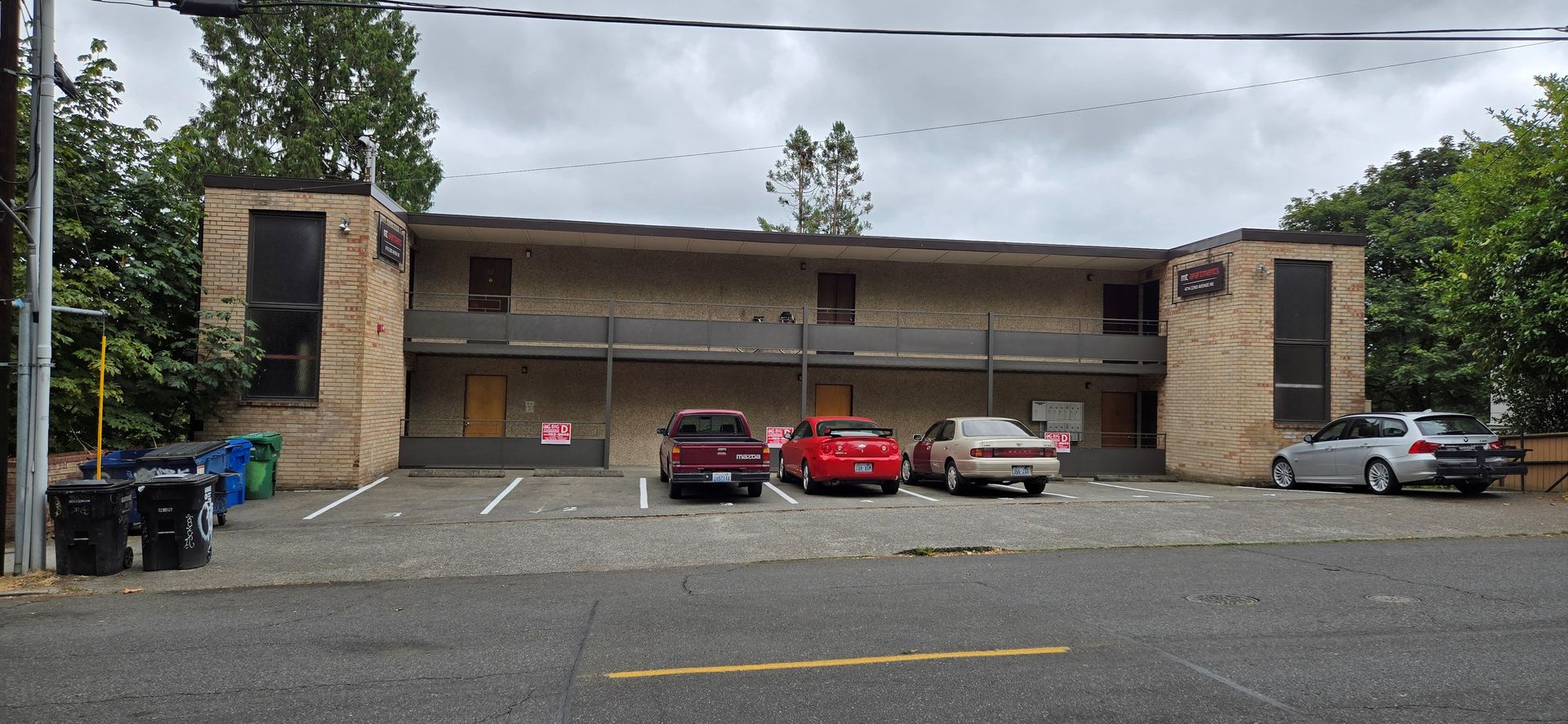 Seattle Apartment: 4714 - 22nd Ave NE