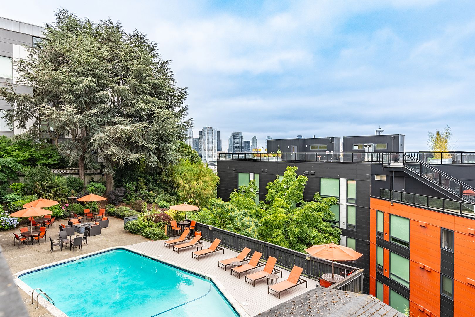 Seattle Apartment: 727 Bellevue Ave E