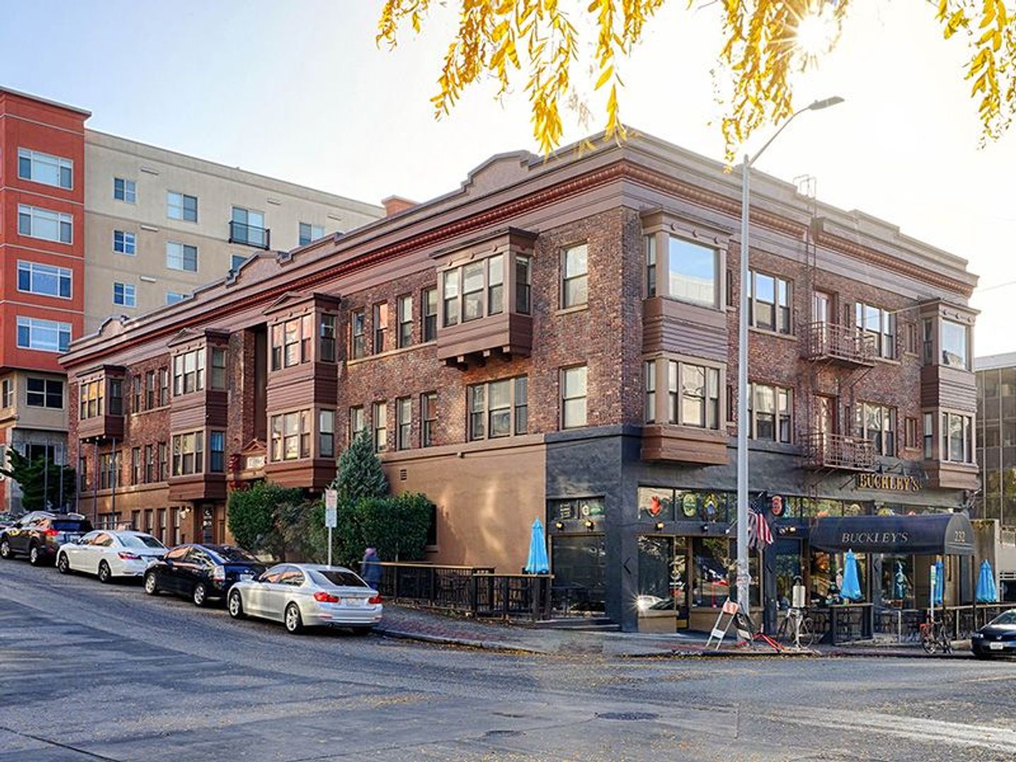 Seattle Apartment: 19 W Thomas St