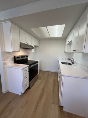 Twin Firs - 1bed/1bath - Lynnwood - Renovated with DW