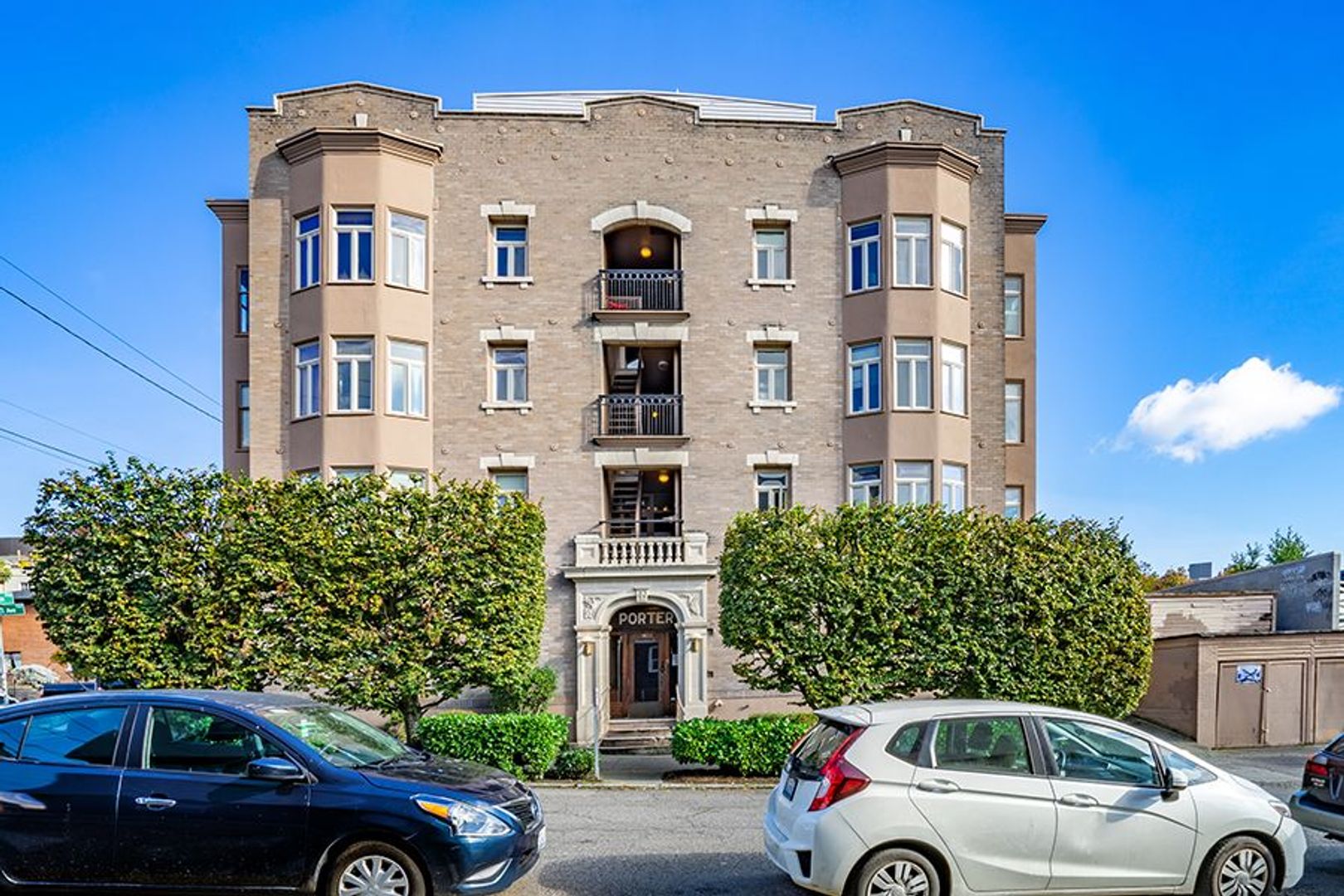 Seattle Apartment: 1630 Boylston Ave