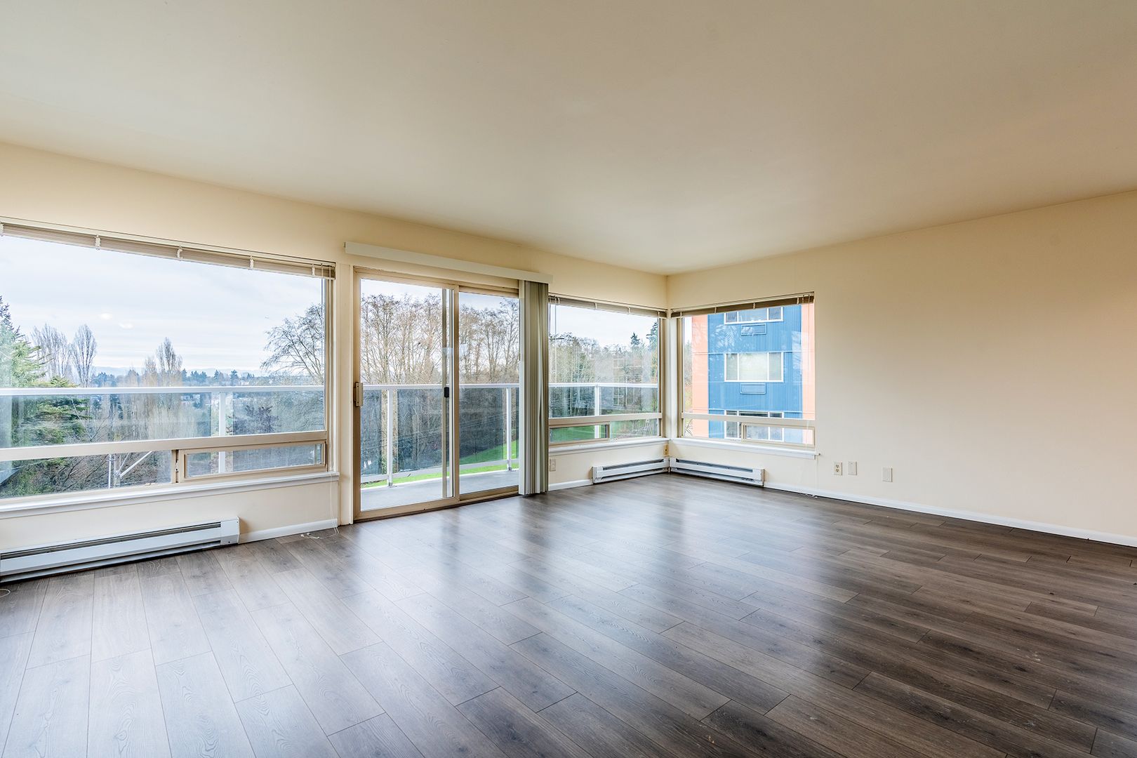 Seattle Apartment: 4511 35th Ave SW