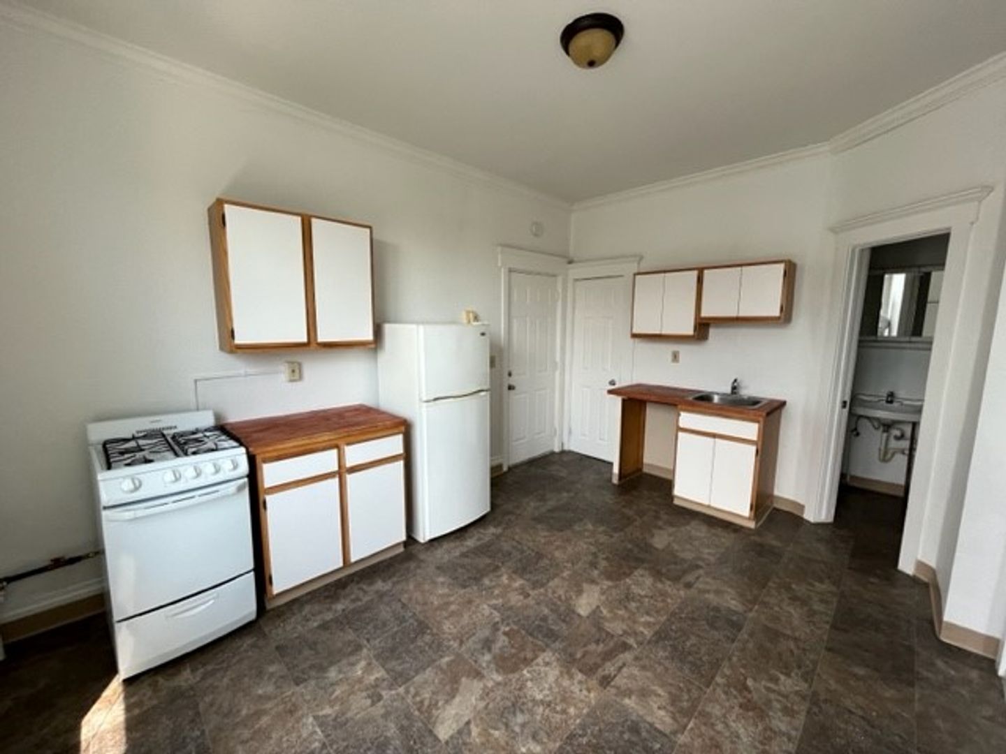 Seattle Apartment: 1901 E Jefferson St