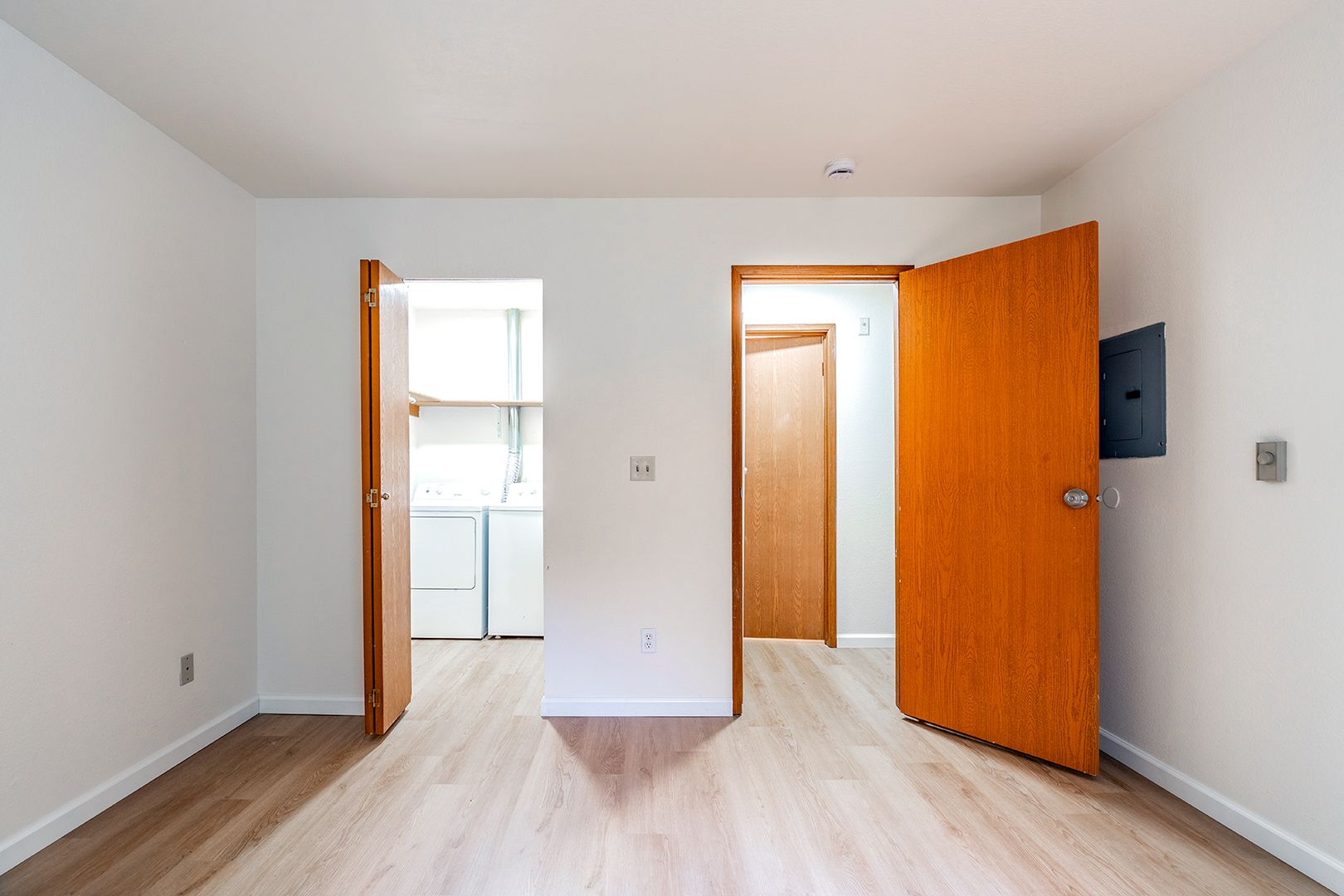 WOODINVILLE Apartment: 17910 142nd Ave NE