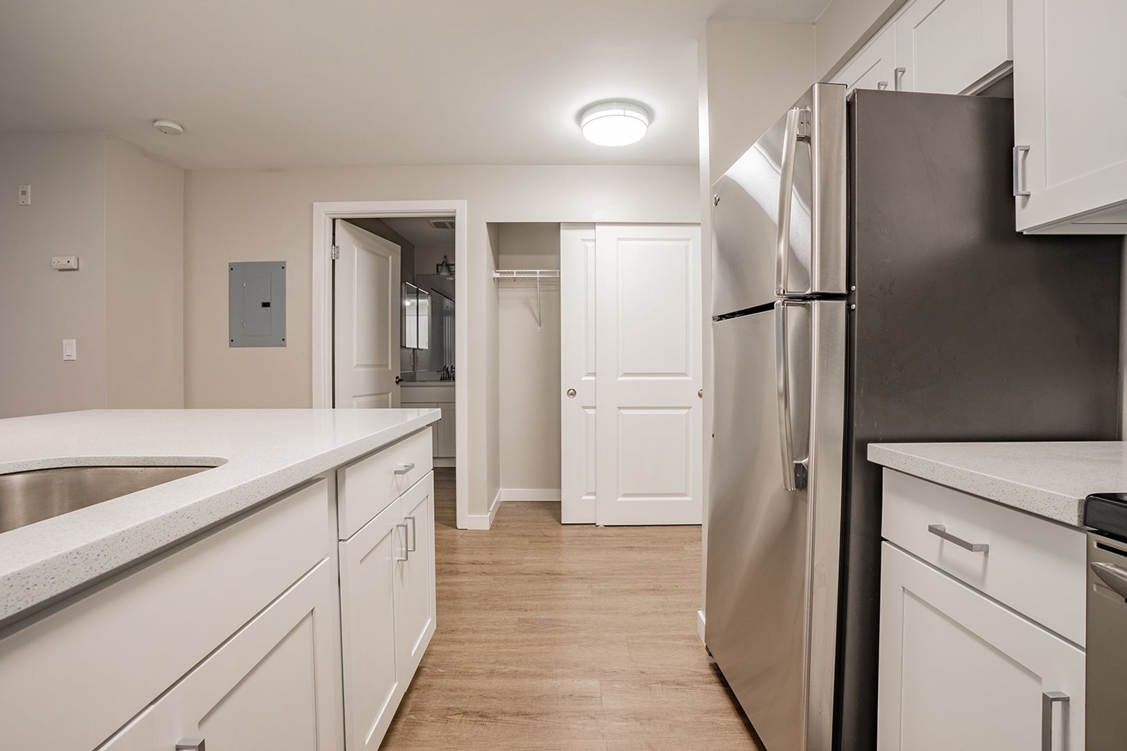 Seattle Apartment: 1800 Eastlake Ave E