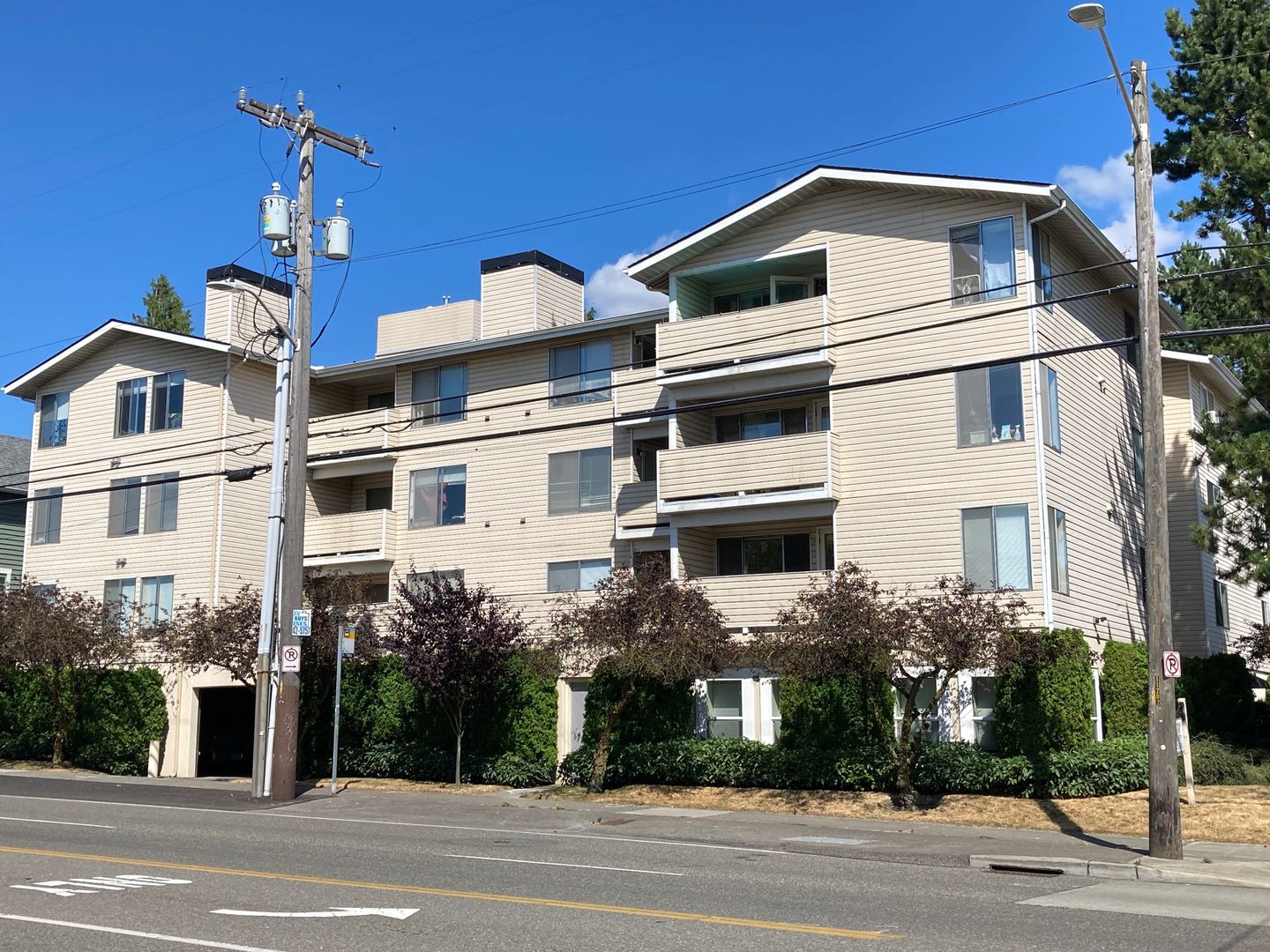 Seattle Apartment: 11200 Greenwood Ave N