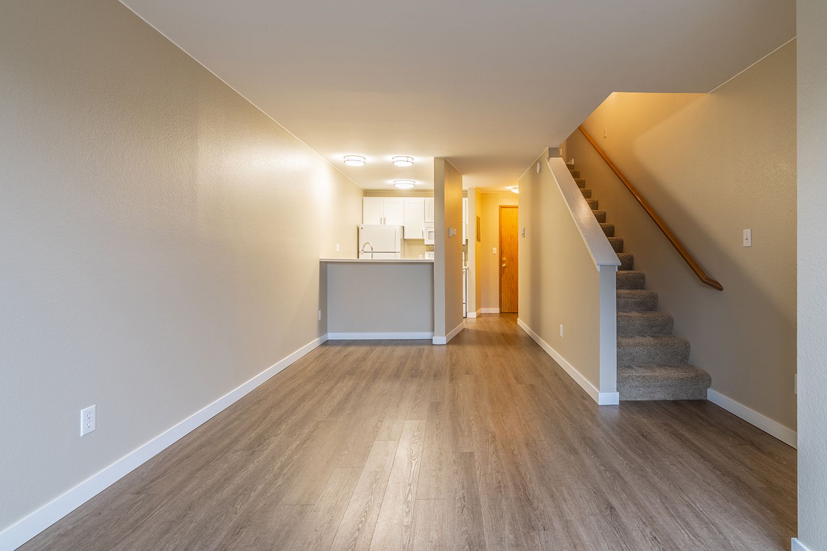 Seattle Apartment: 3618 Francis Ave N