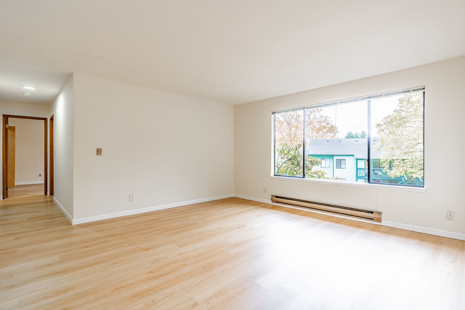 WOODINVILLE Apartment: 17910 142nd Ave NE