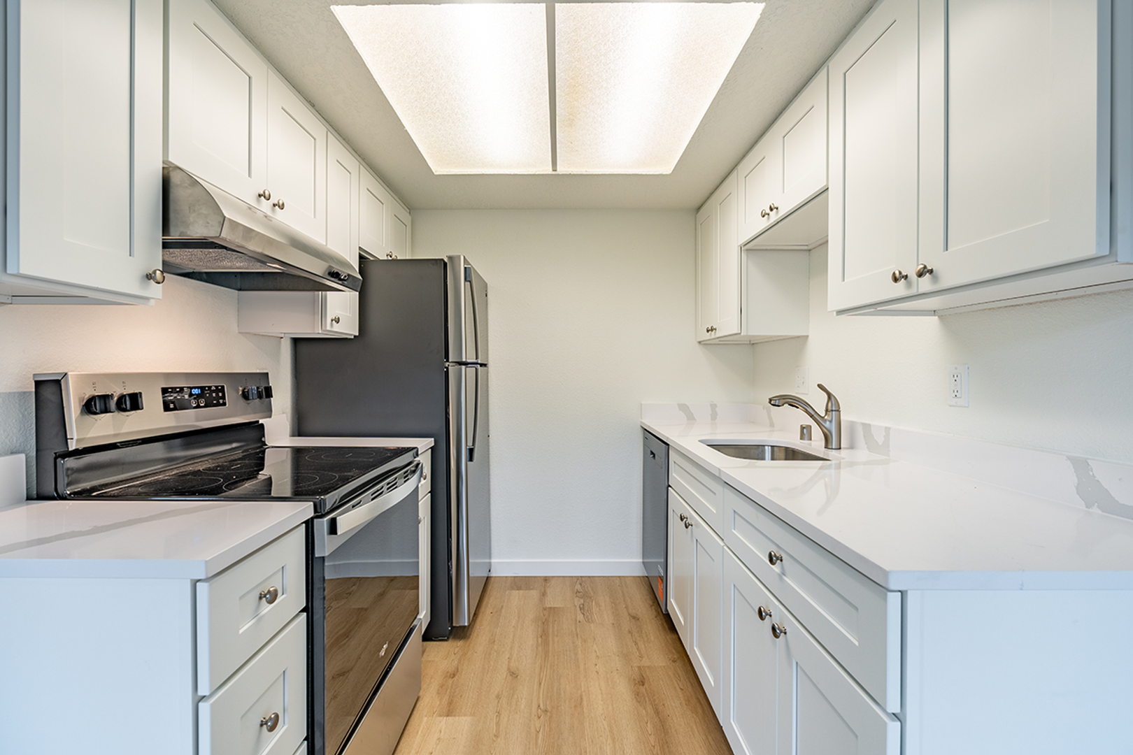 Lynnwood Apartment: 20220 - 20230 60th Ave W