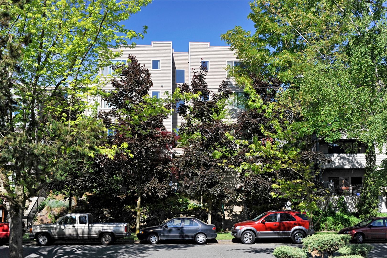 Seattle Apartment: 1723 18th Ave