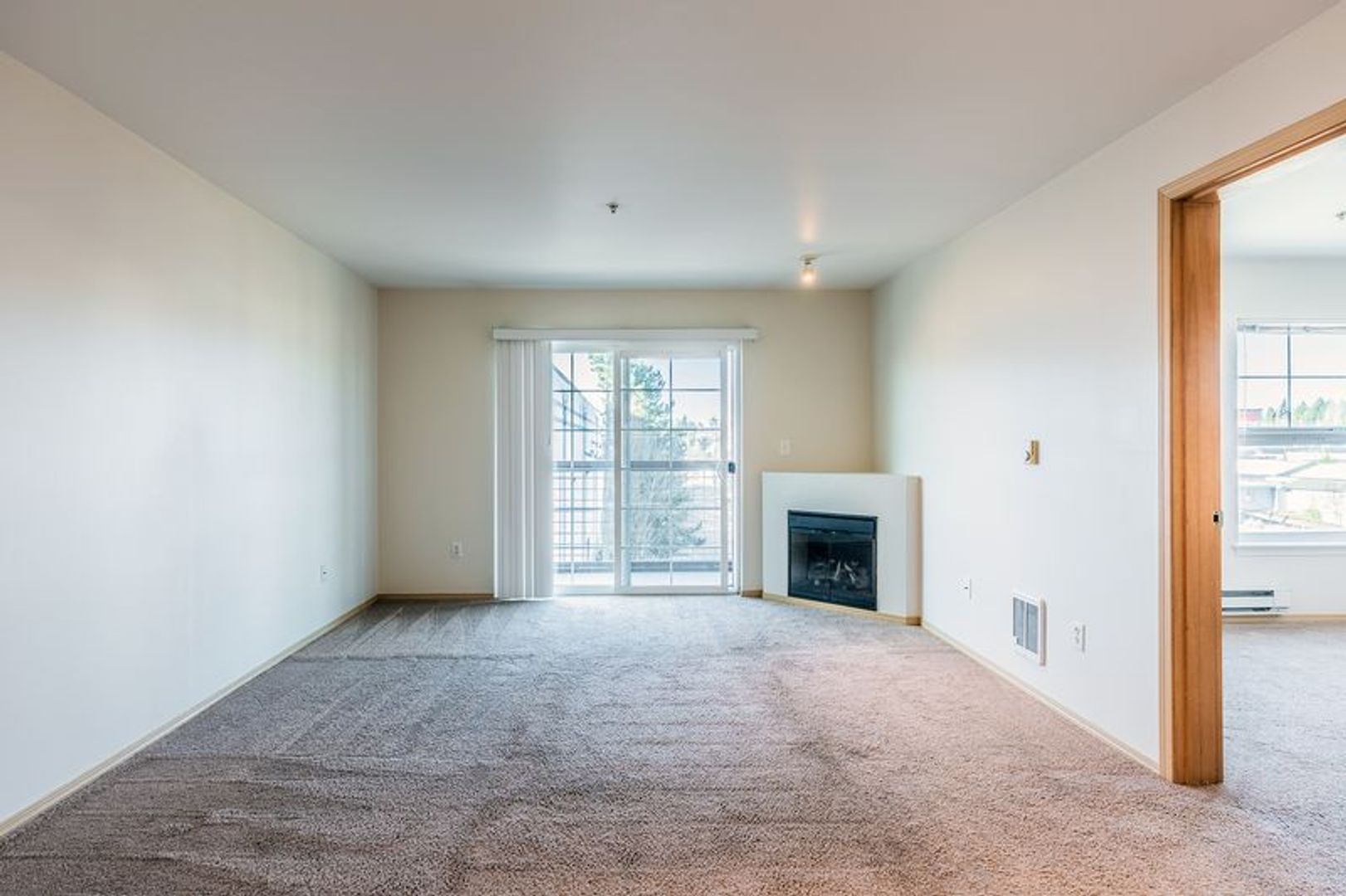 Seattle Apartment: 9514 Stone Ave N