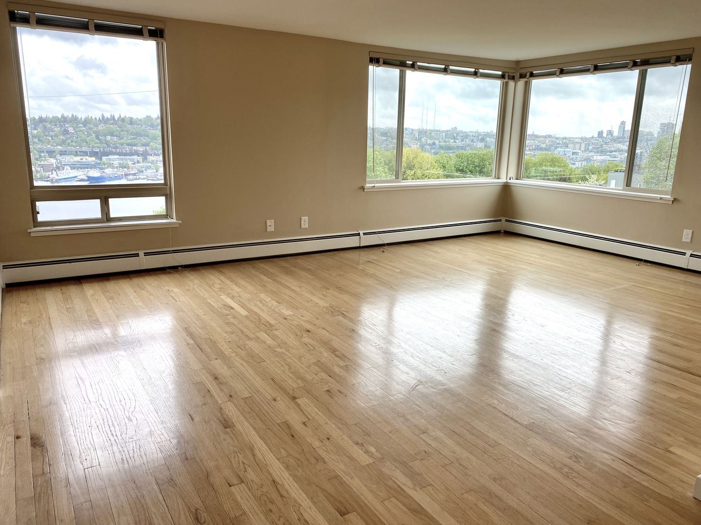 Seattle Apartment: 512 Newton St