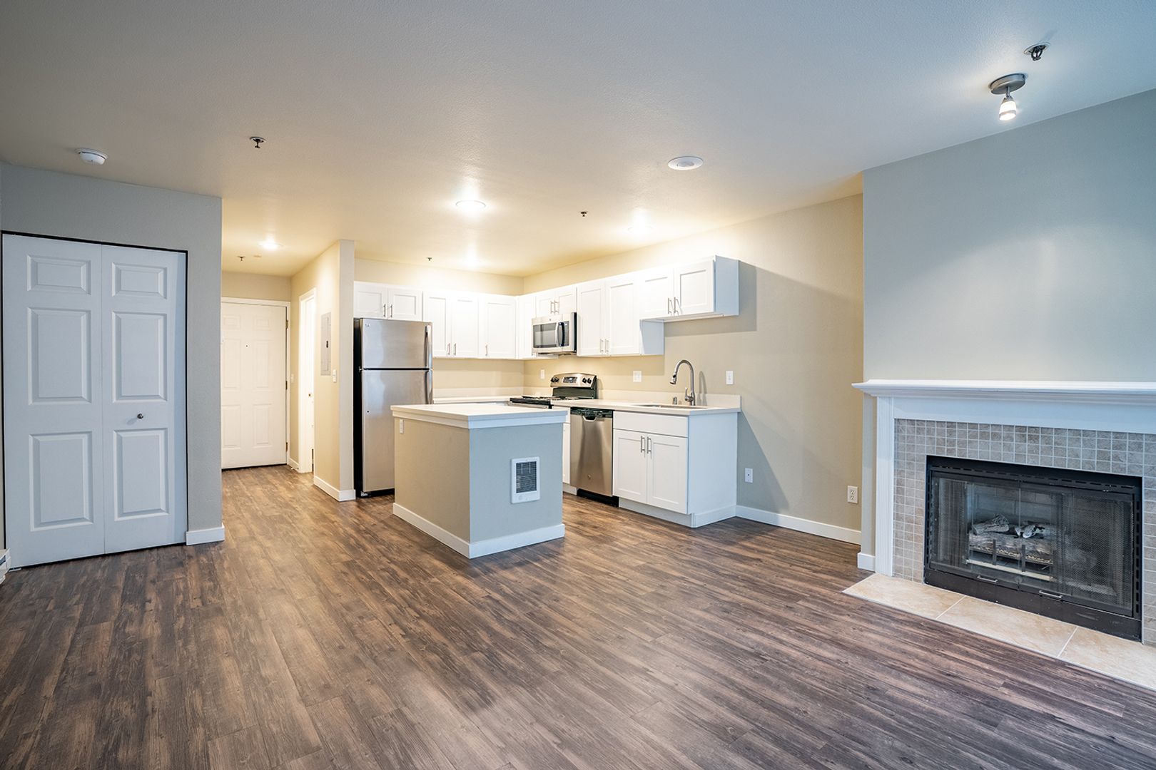 Seattle Apartment: 3023 1st Ave