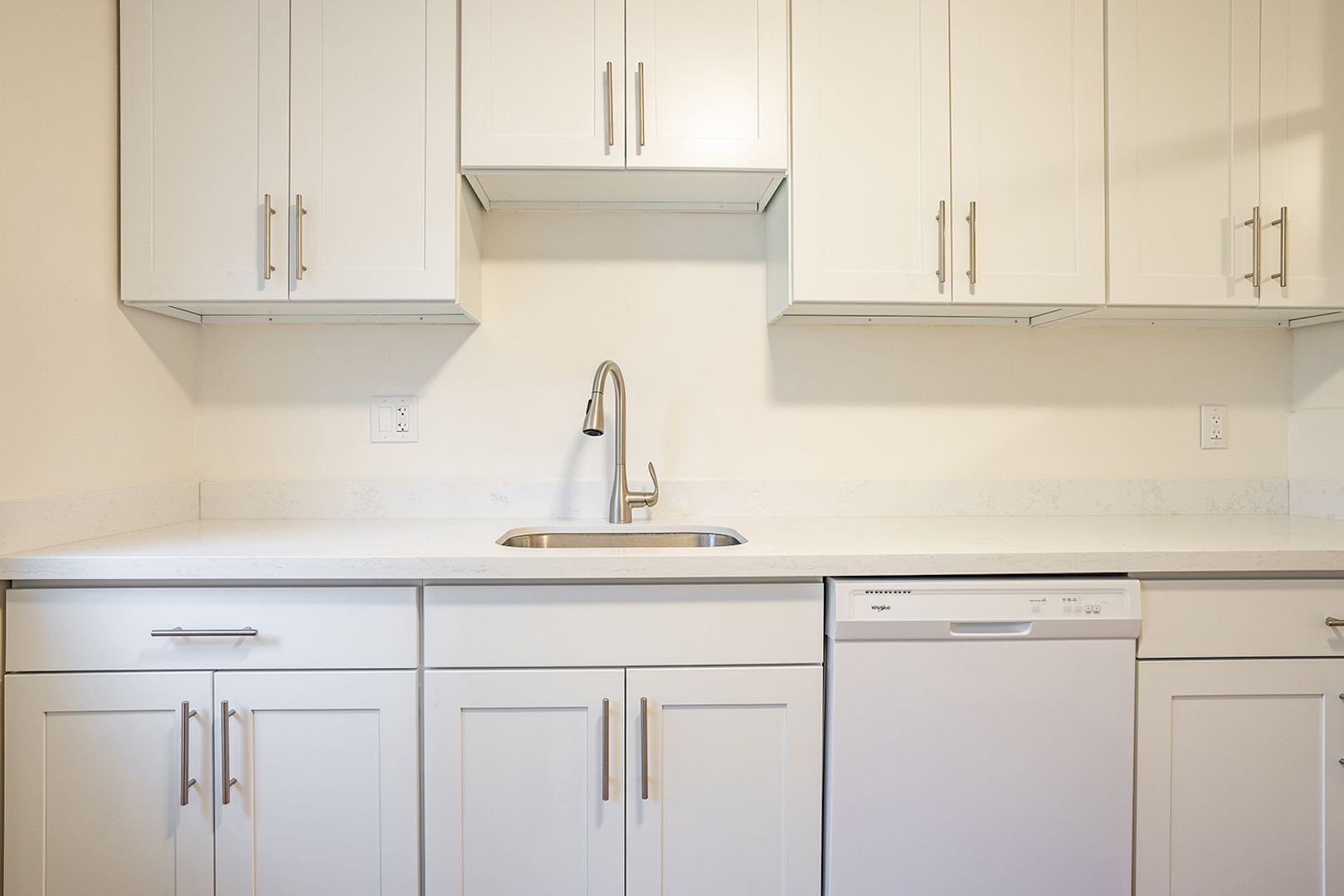 Seattle Apartment: 1058 E Thomas St