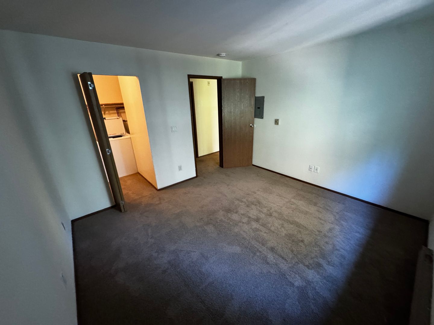 WOODINVILLE Apartment: 17910 142nd Ave NE