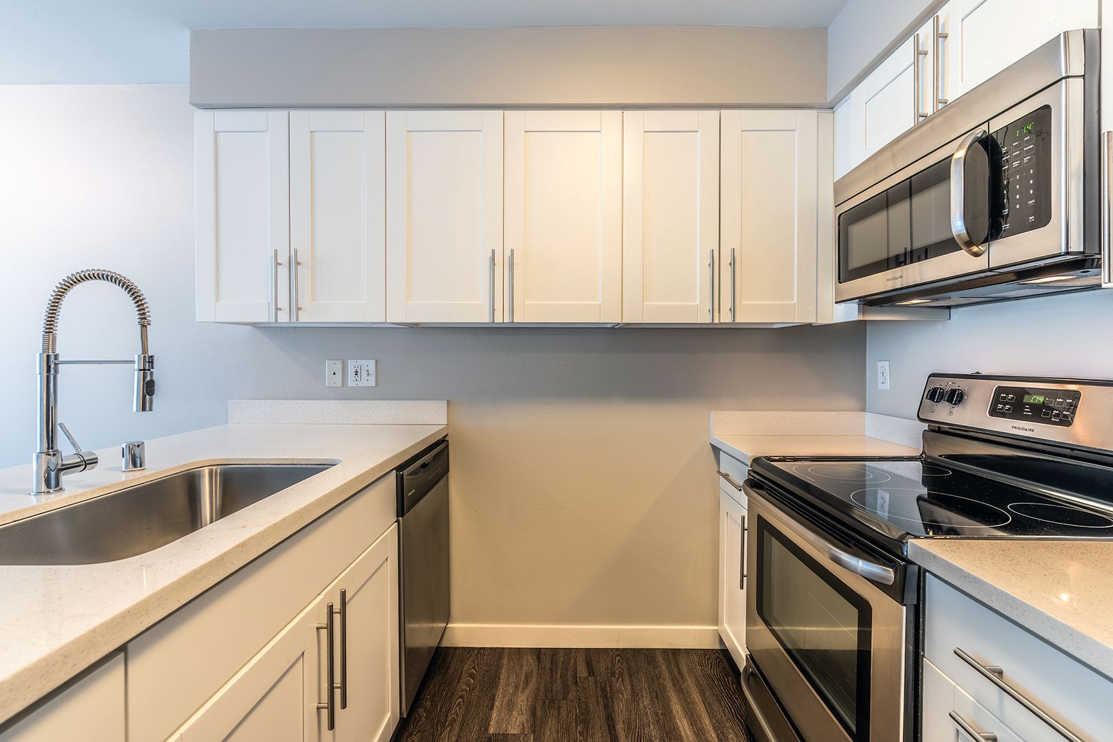 Seattle Apartment: 1800 Eastlake Ave E