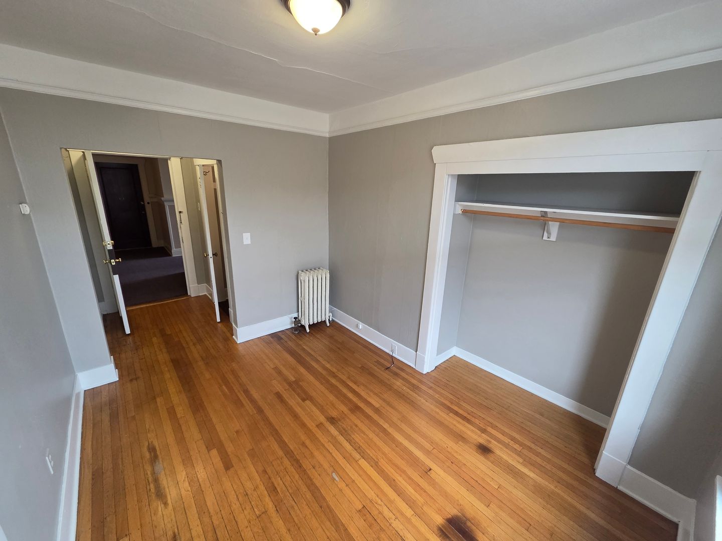 Seattle Apartment: 215 13th Ave E