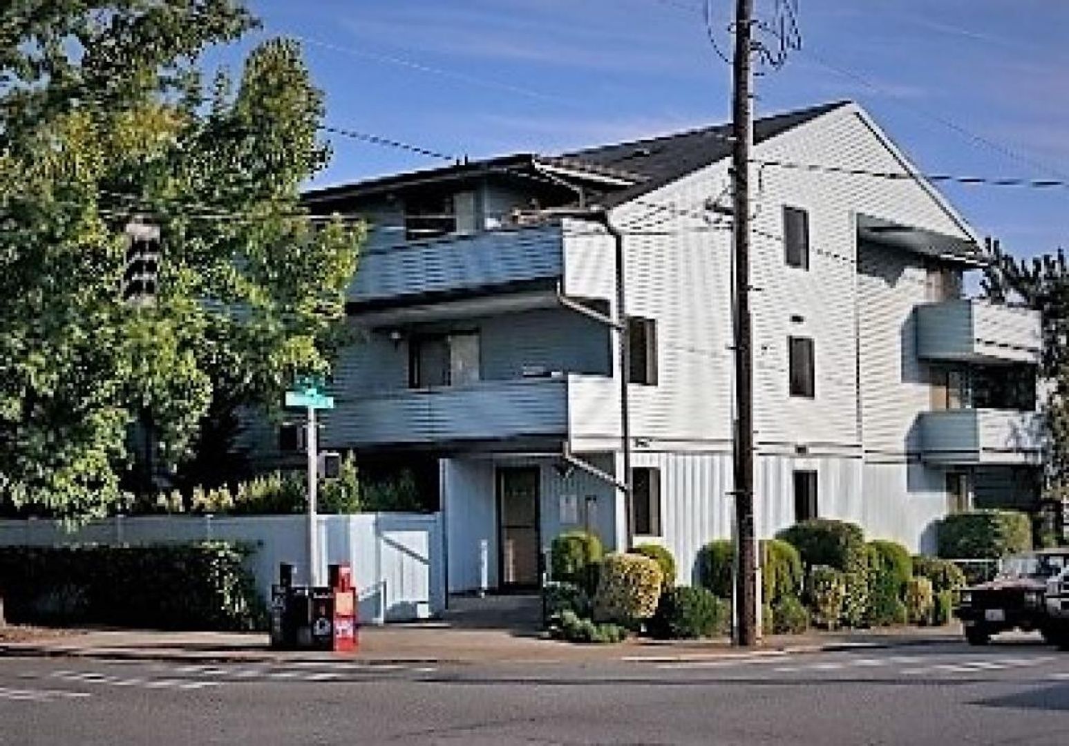 Seattle Apartment: 3940 Wallingford Ave N