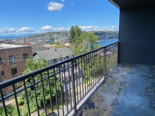1004 Belmont Ave E, #503, Seattle, WA 98102