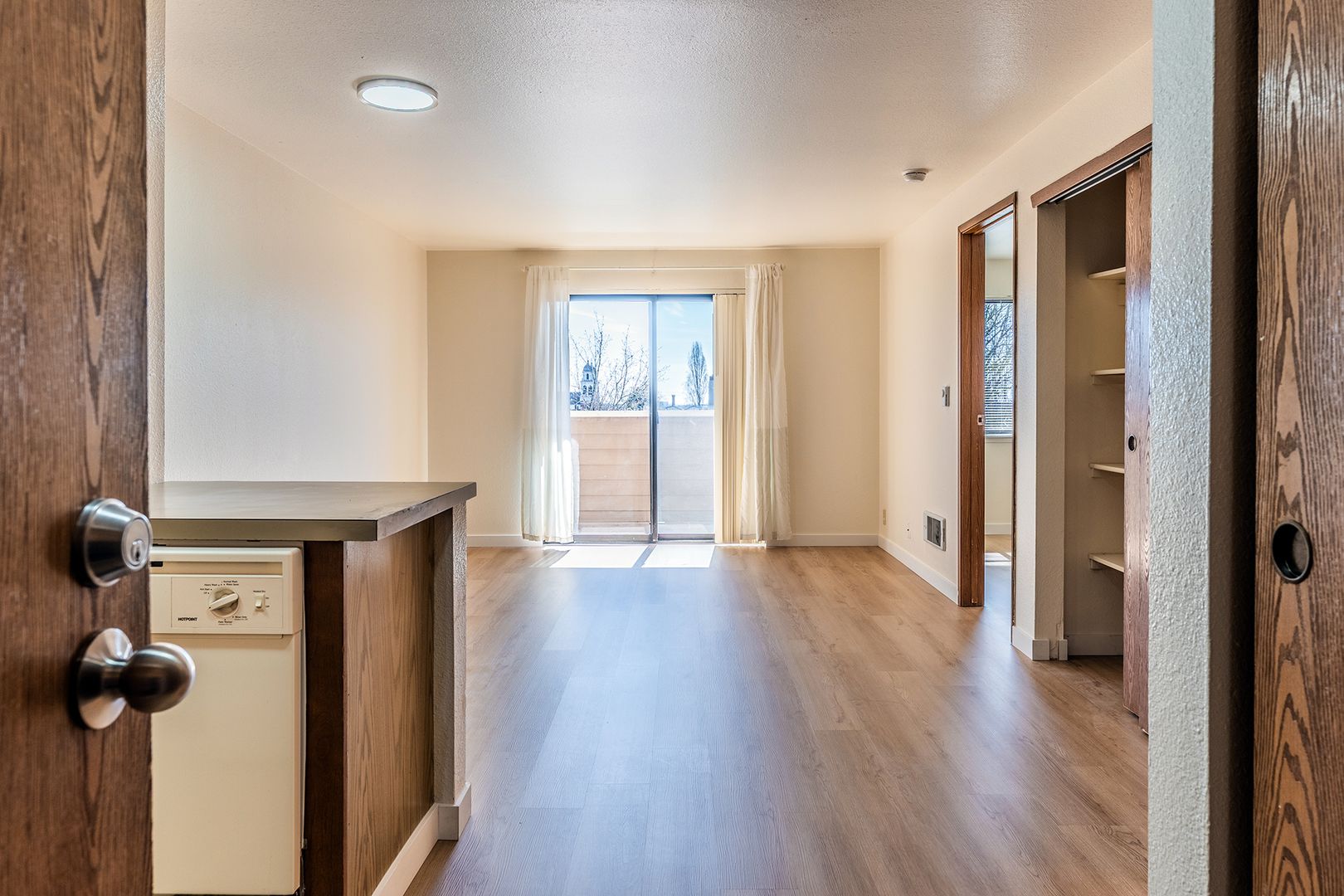 Seattle Apartment: 1503 18th Ave