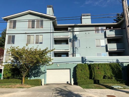 Greenwood-updated 2bd, fireplace, deck. garage parking. cat okay. Best Location – photo 1
