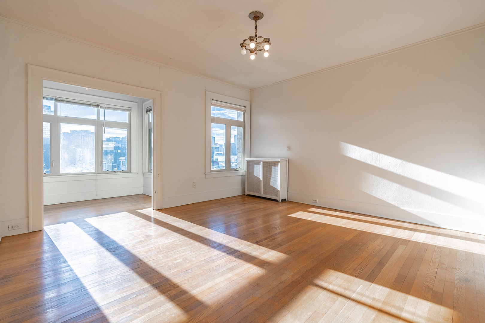 Seattle Apartment: 1630 Boylston Ave