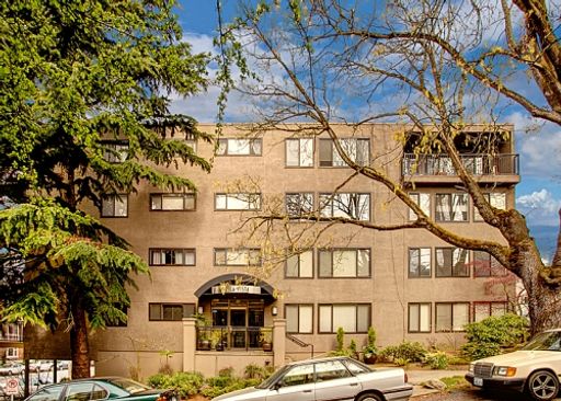 Spacious 1 bedroom, conveniently located, and available now – photo 1