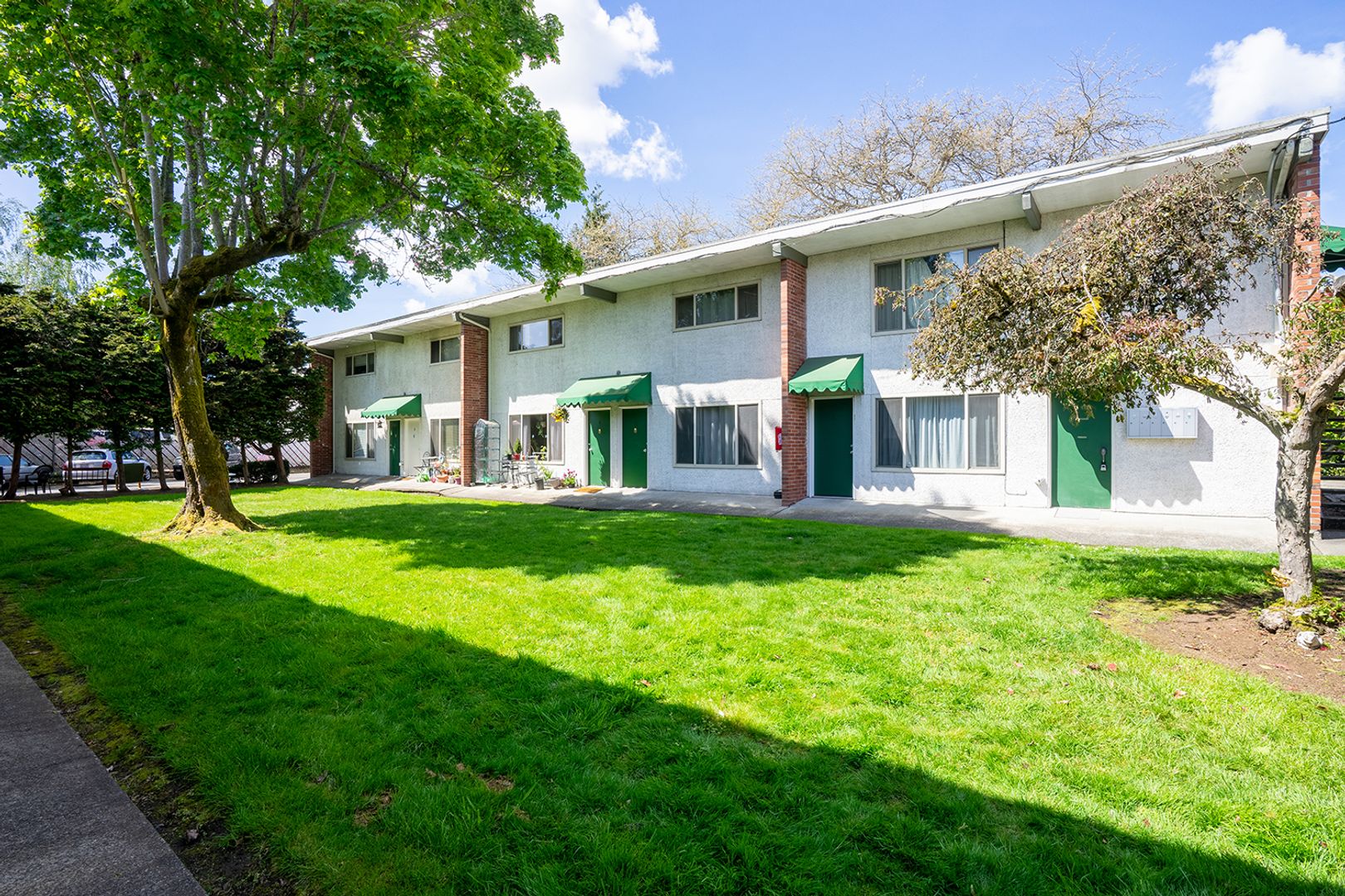 Seattle Apartment: 3615 - 3621 NE 73rd PL