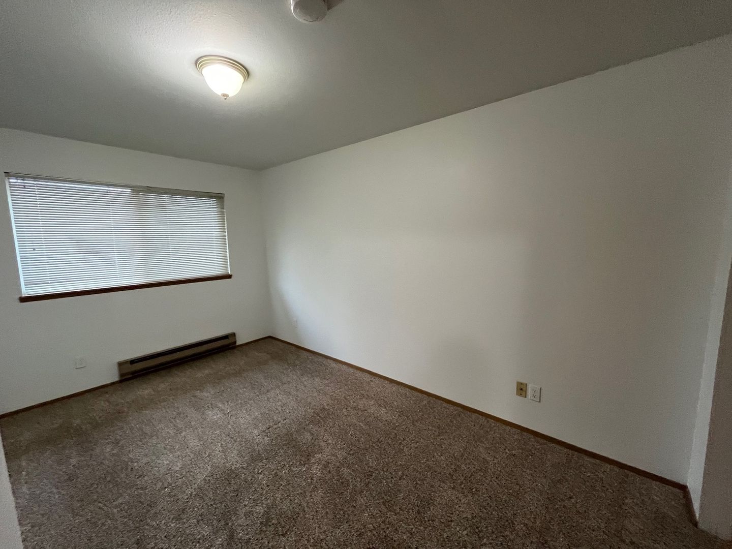 Seattle Apartment: 9227 INTERLAKE AVE N #7