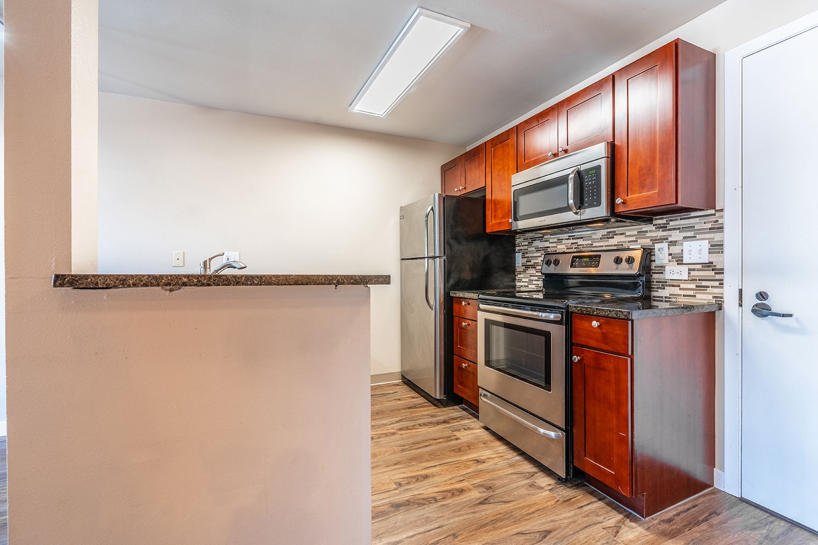 Seattle Apartment: 1737 NW 56th St