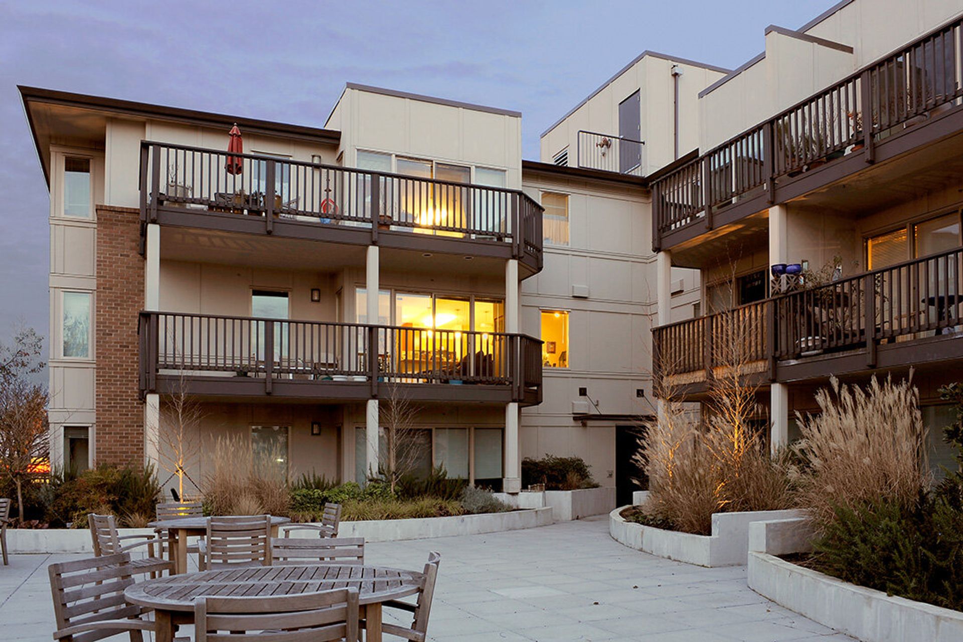 Seattle Apartment: 1435 E John St