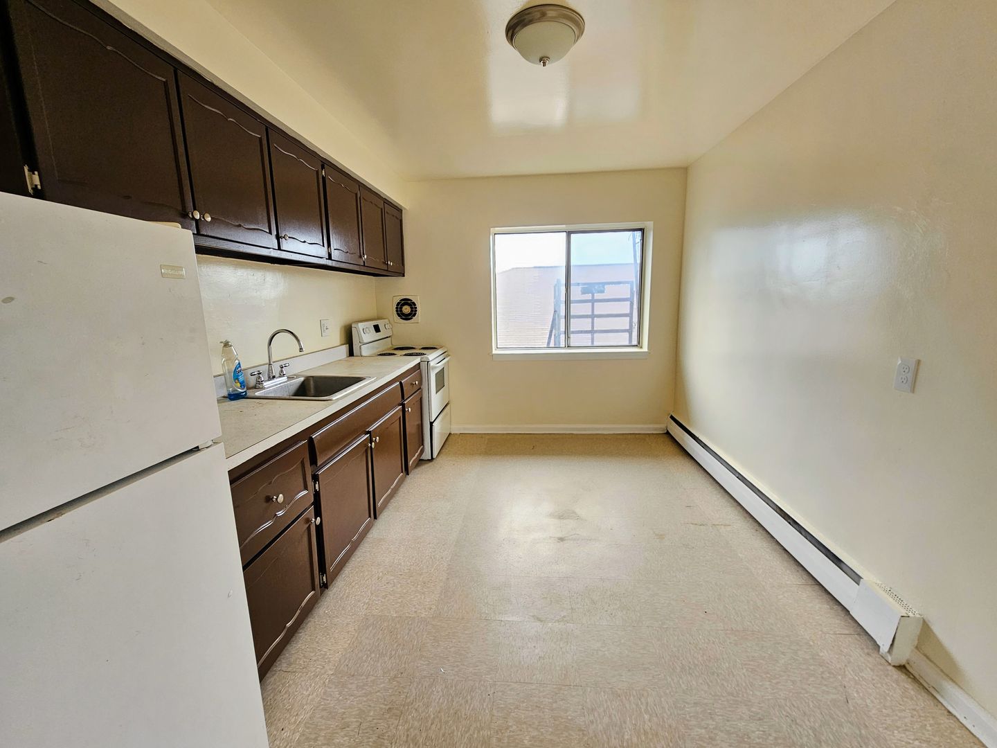Irvington Apartment: 100 Mill Road