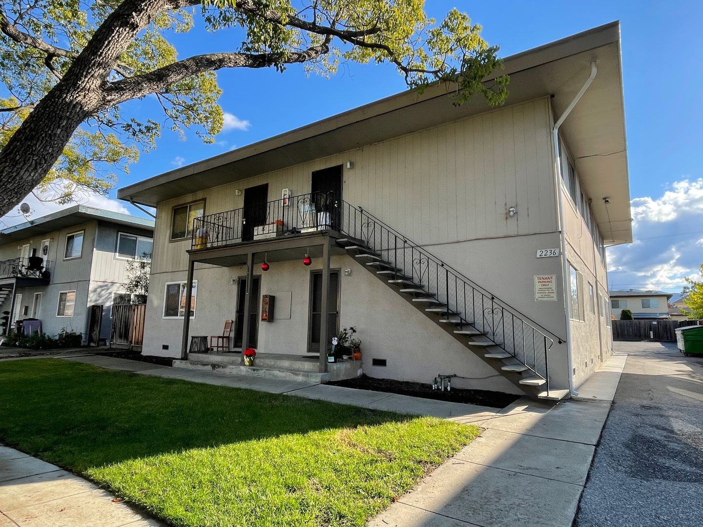 Campbell Apartment: 2236 Curtner Ave