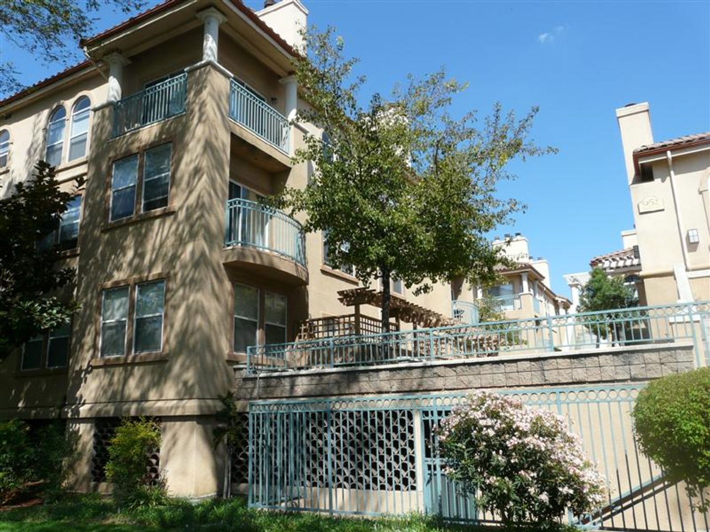 San Jose House: 952 S 11th St #134