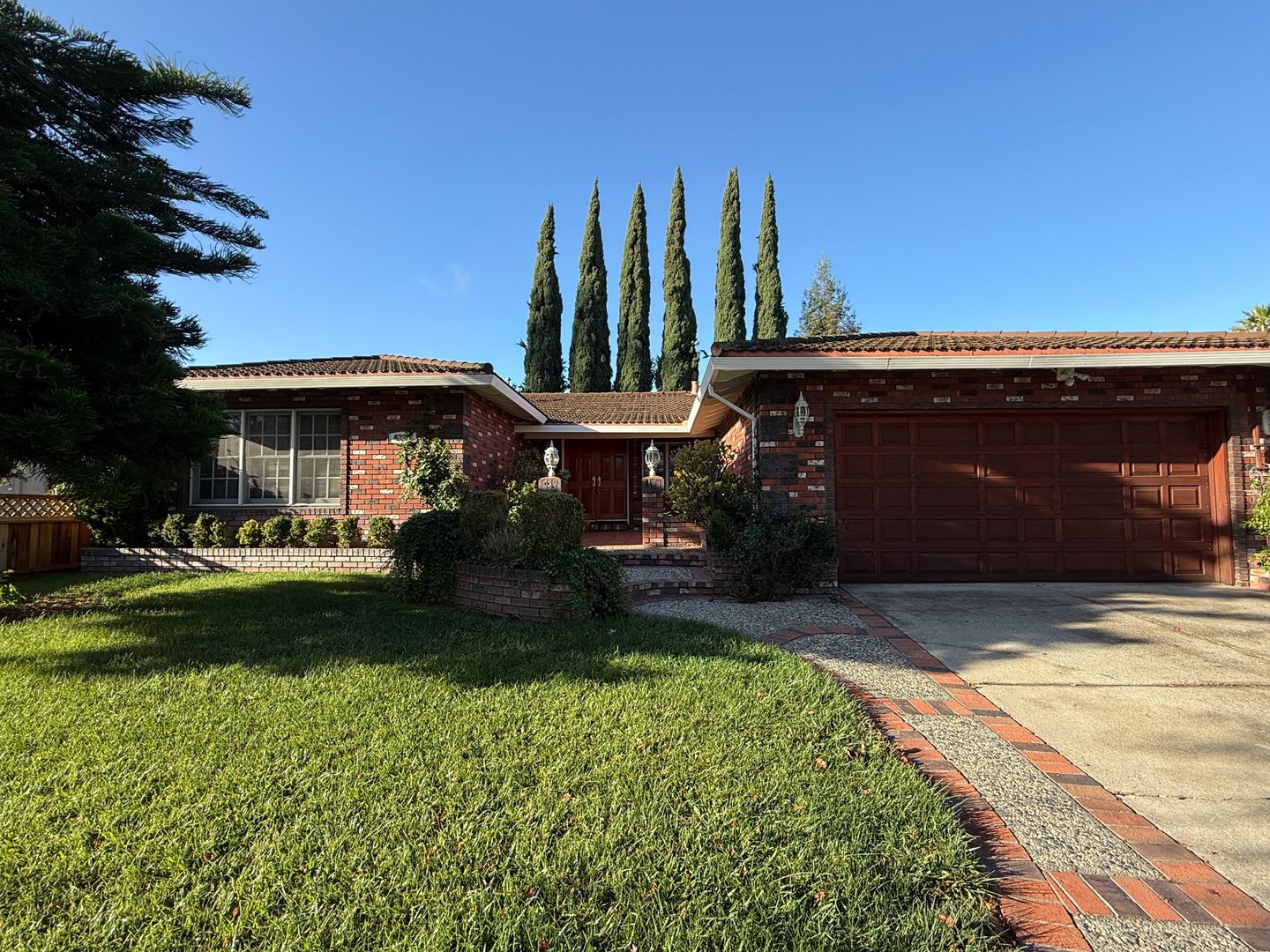 San Jose House: 6723 Altiplano Way