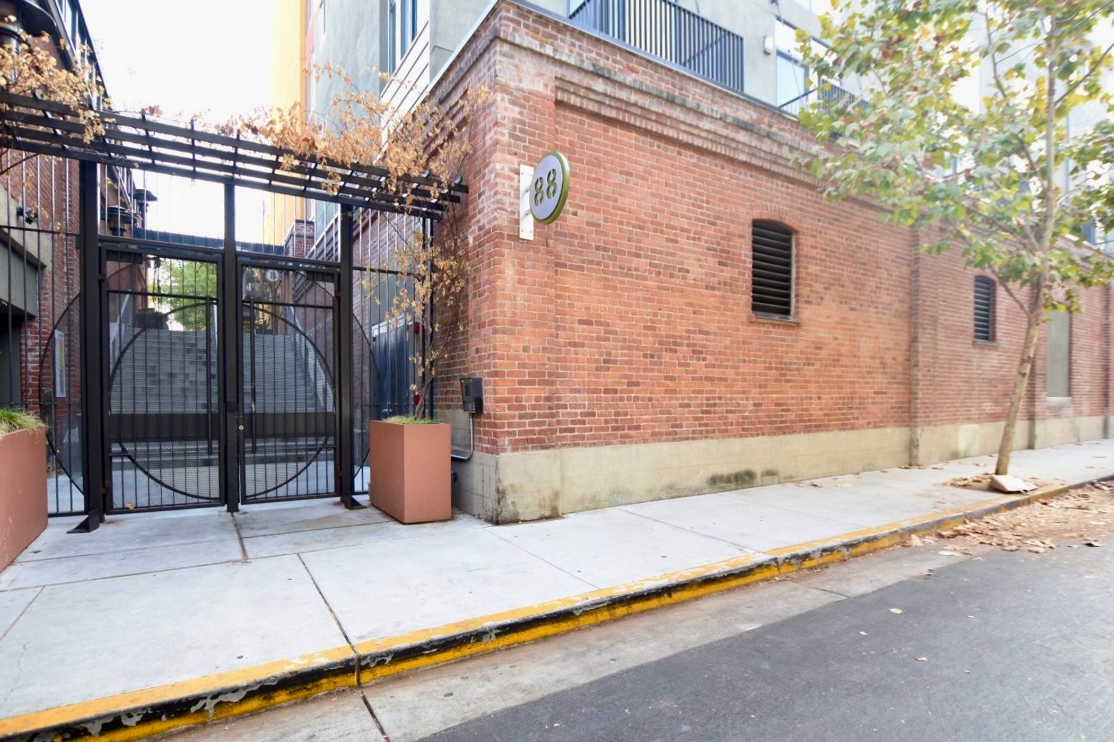 San Jose Condo: 88 Bush St #4215