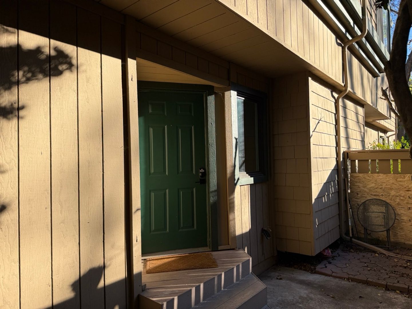 Campbell House: 388 Union Ave #C