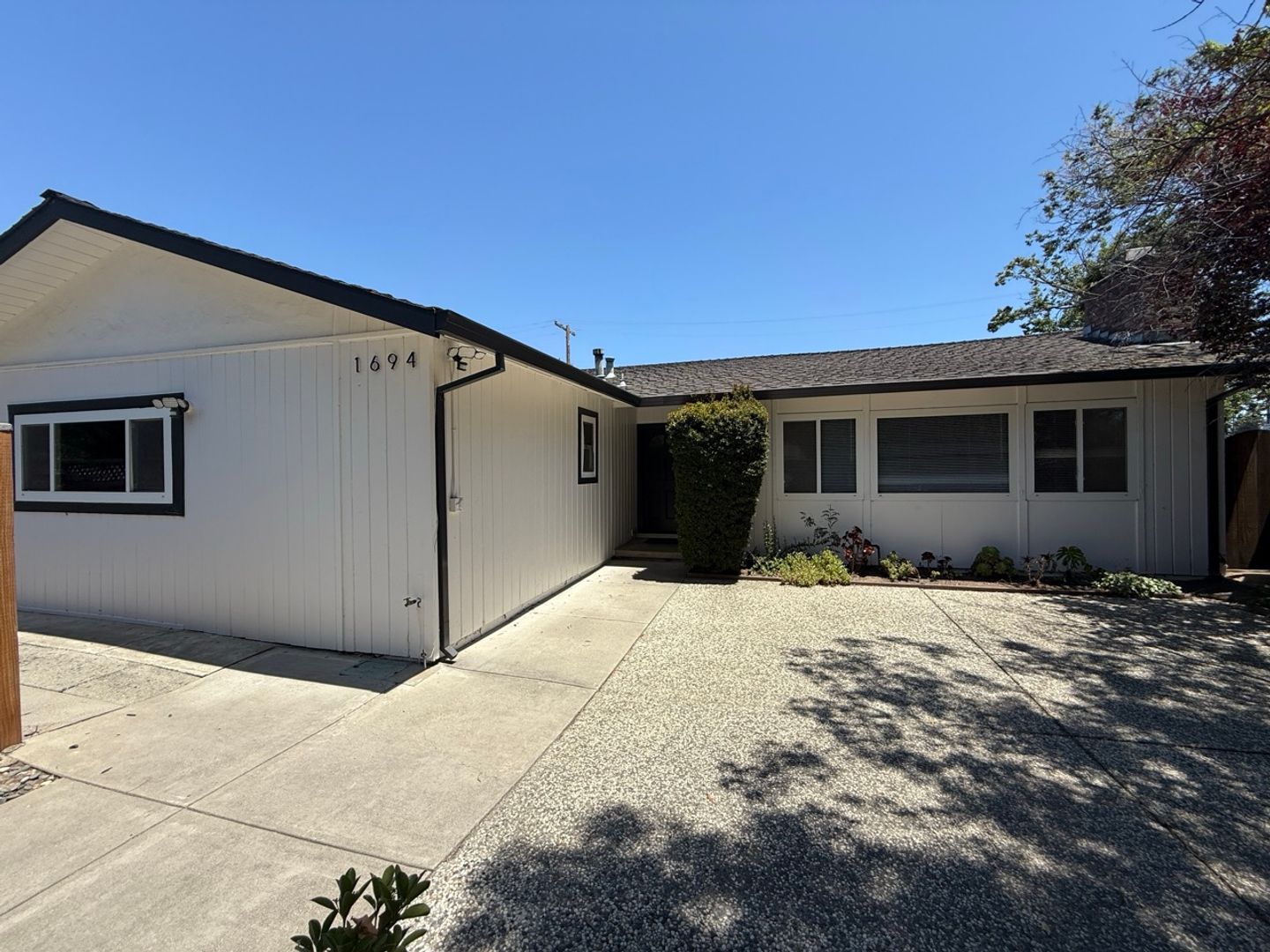 San Jose House: 1694 Lyle Dr