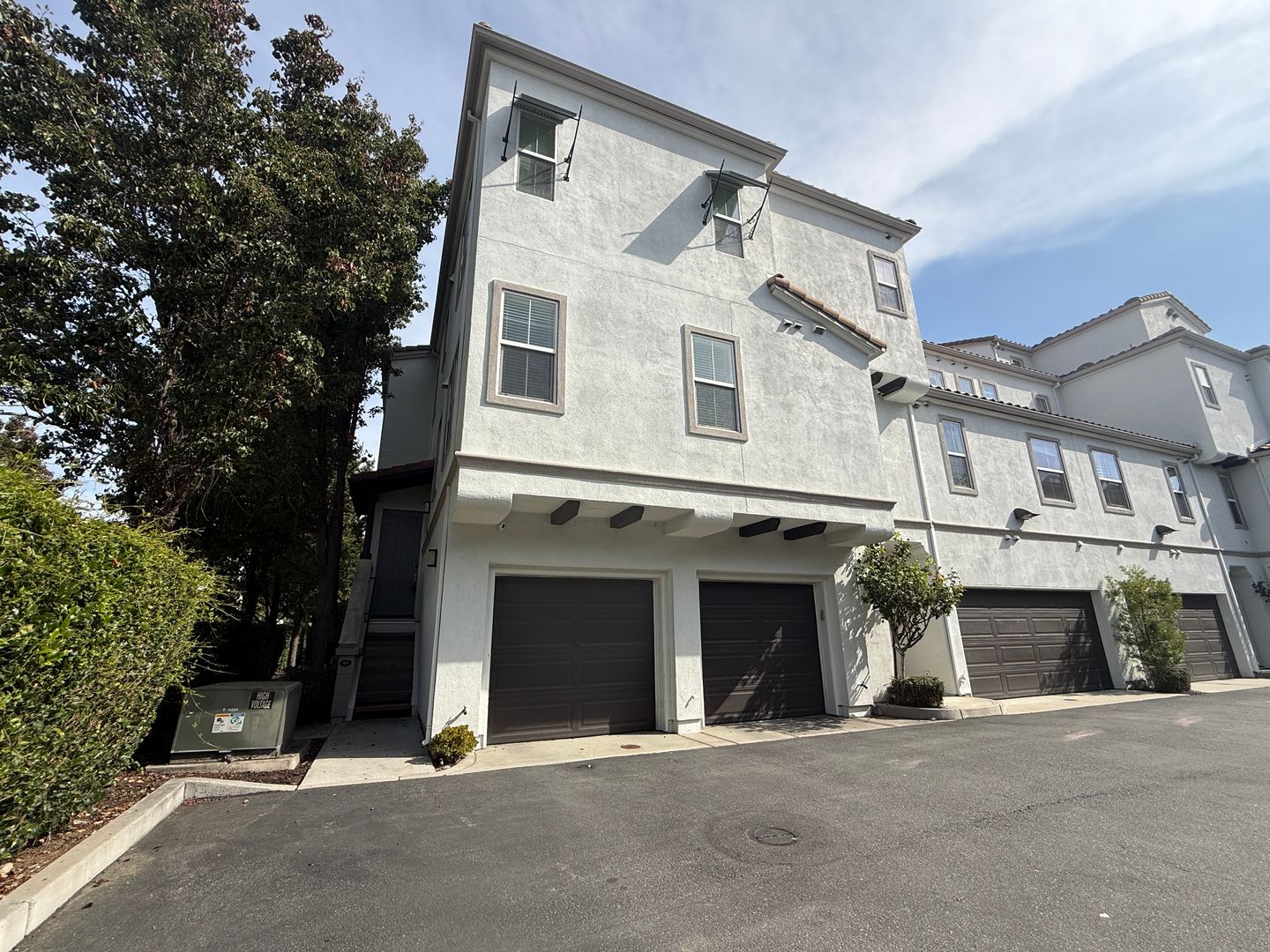 San Jose House: 99 Bassett St