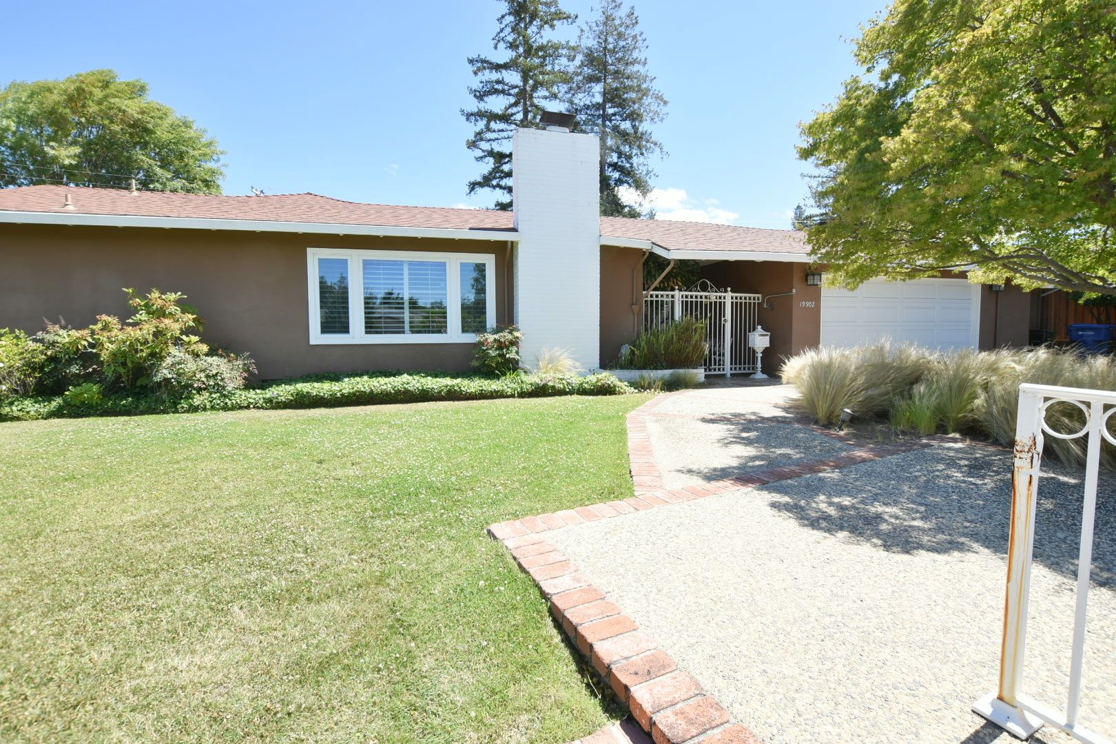 Saratoga House: 19902 Buckhaven Ln